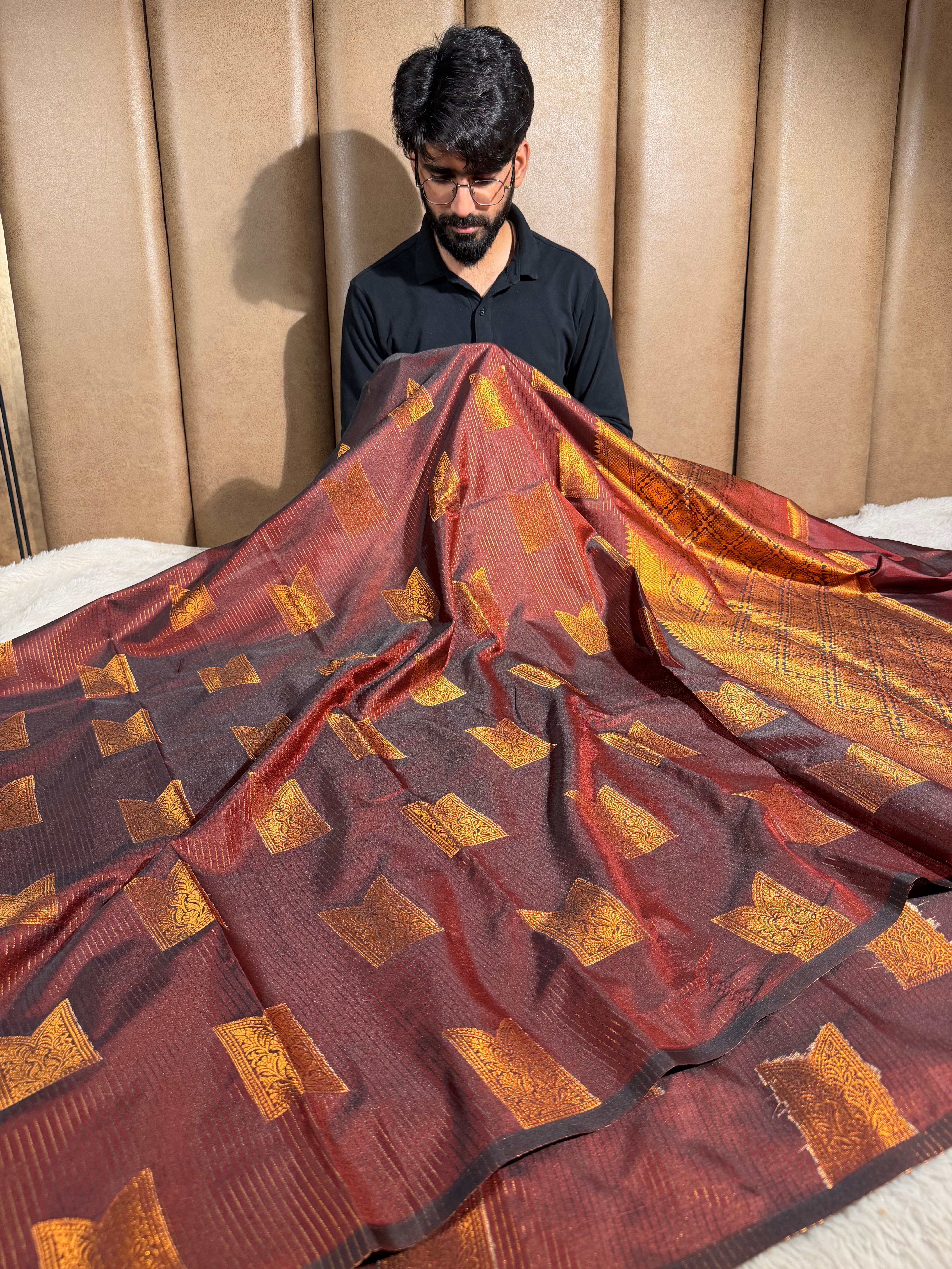 Maroon Kanchi Weave Softsilk Saree