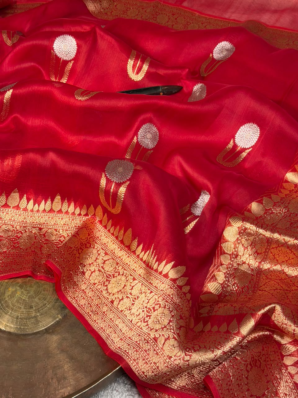 Bright Red Pure Kora Silk Handloom Banarasi Saree
