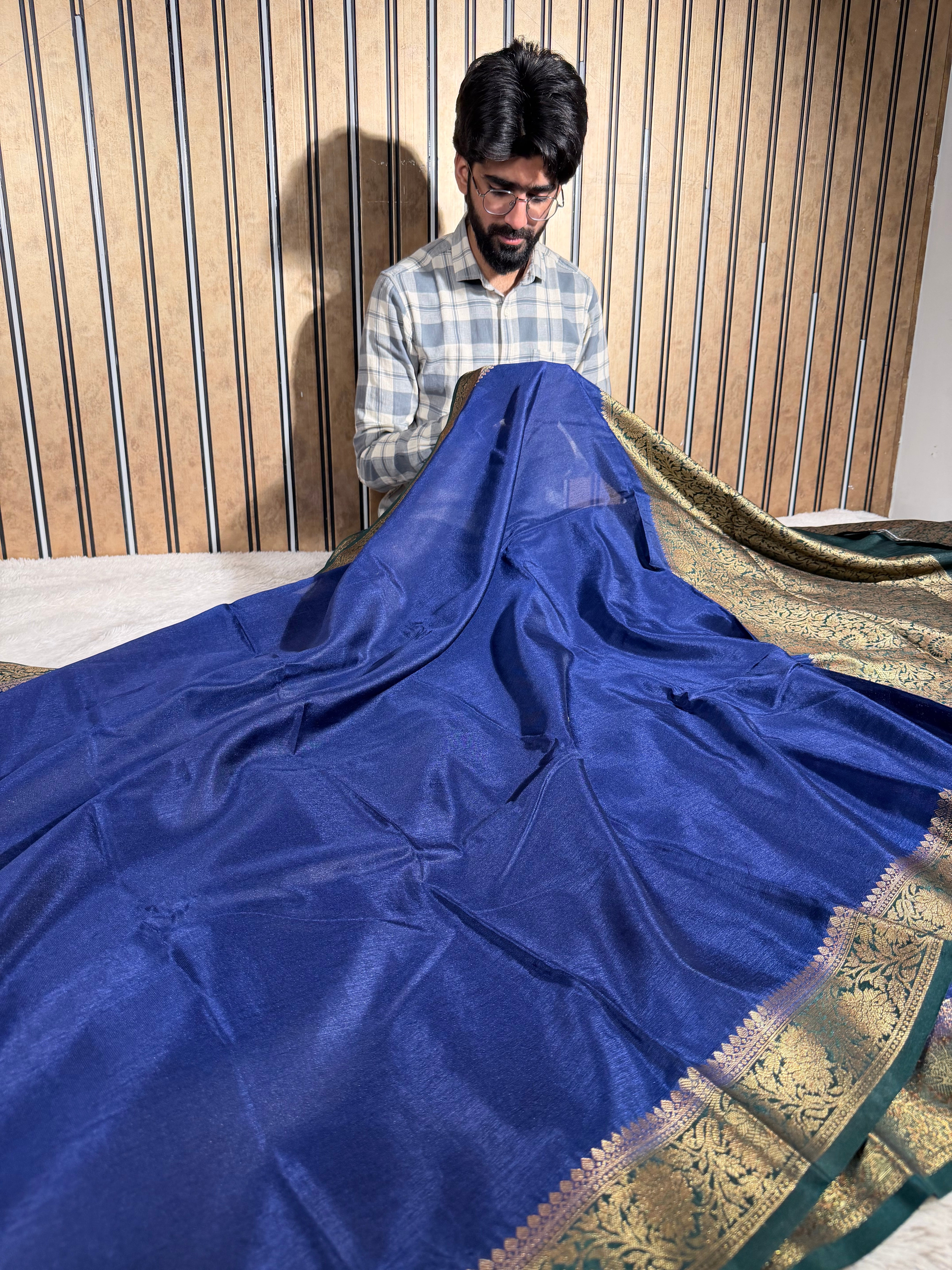 Navy Blue Warm Silk Eccentric Banarasi Saree