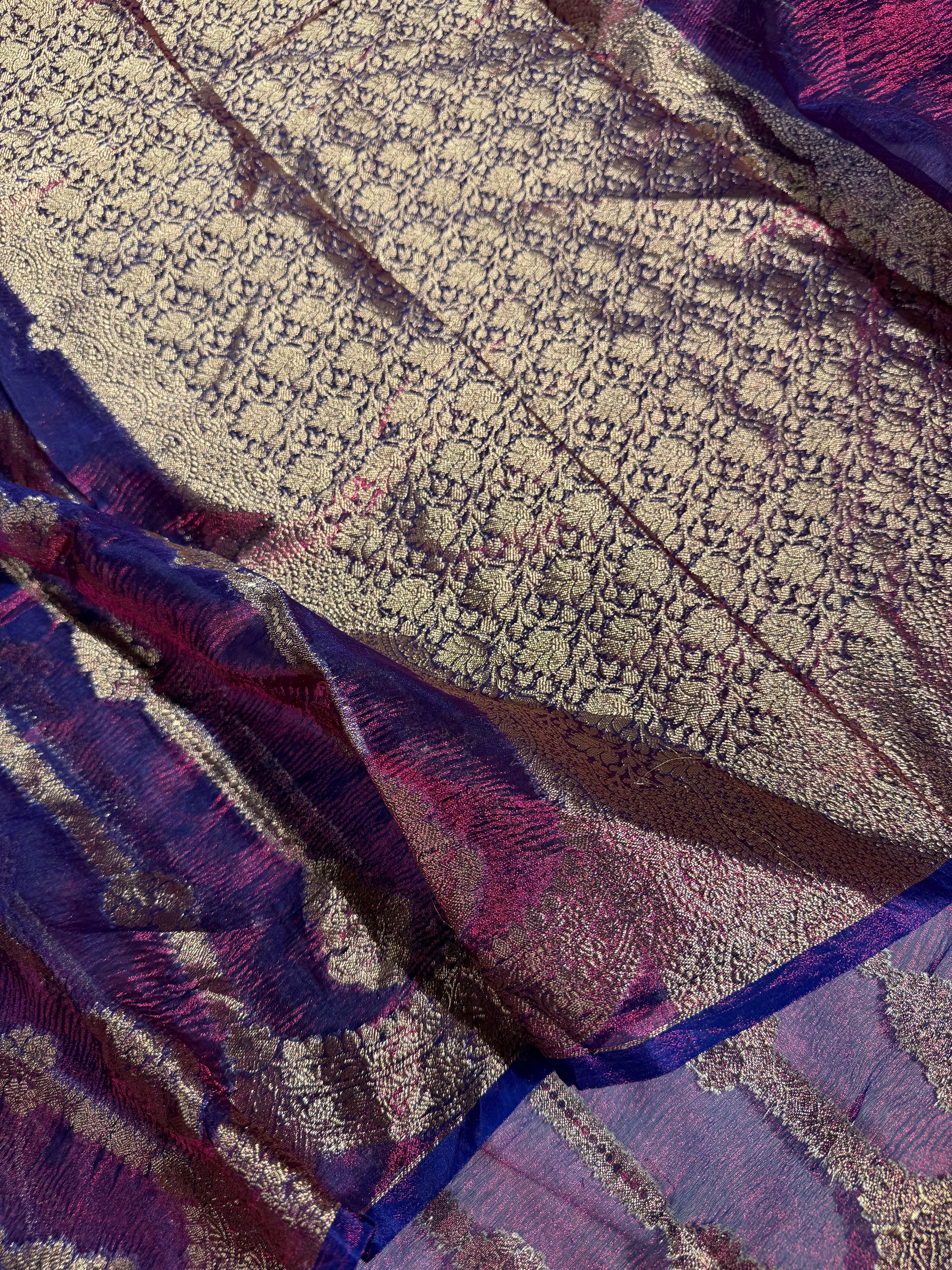 Premium baigani crush tissue silk saree with rich pallu and blouse
