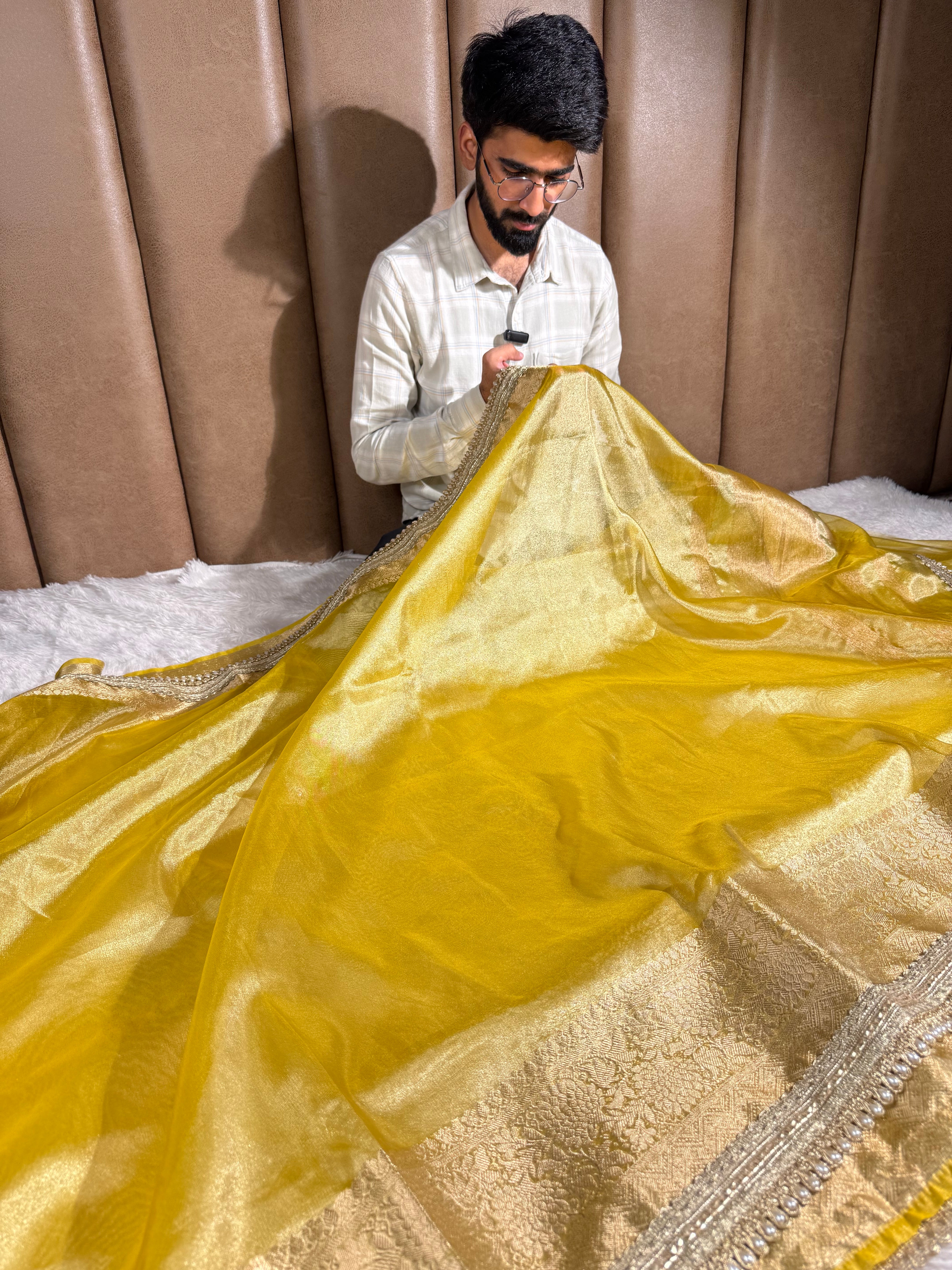 Jahnvi Kapoor Inspired Tissue Silk Saree