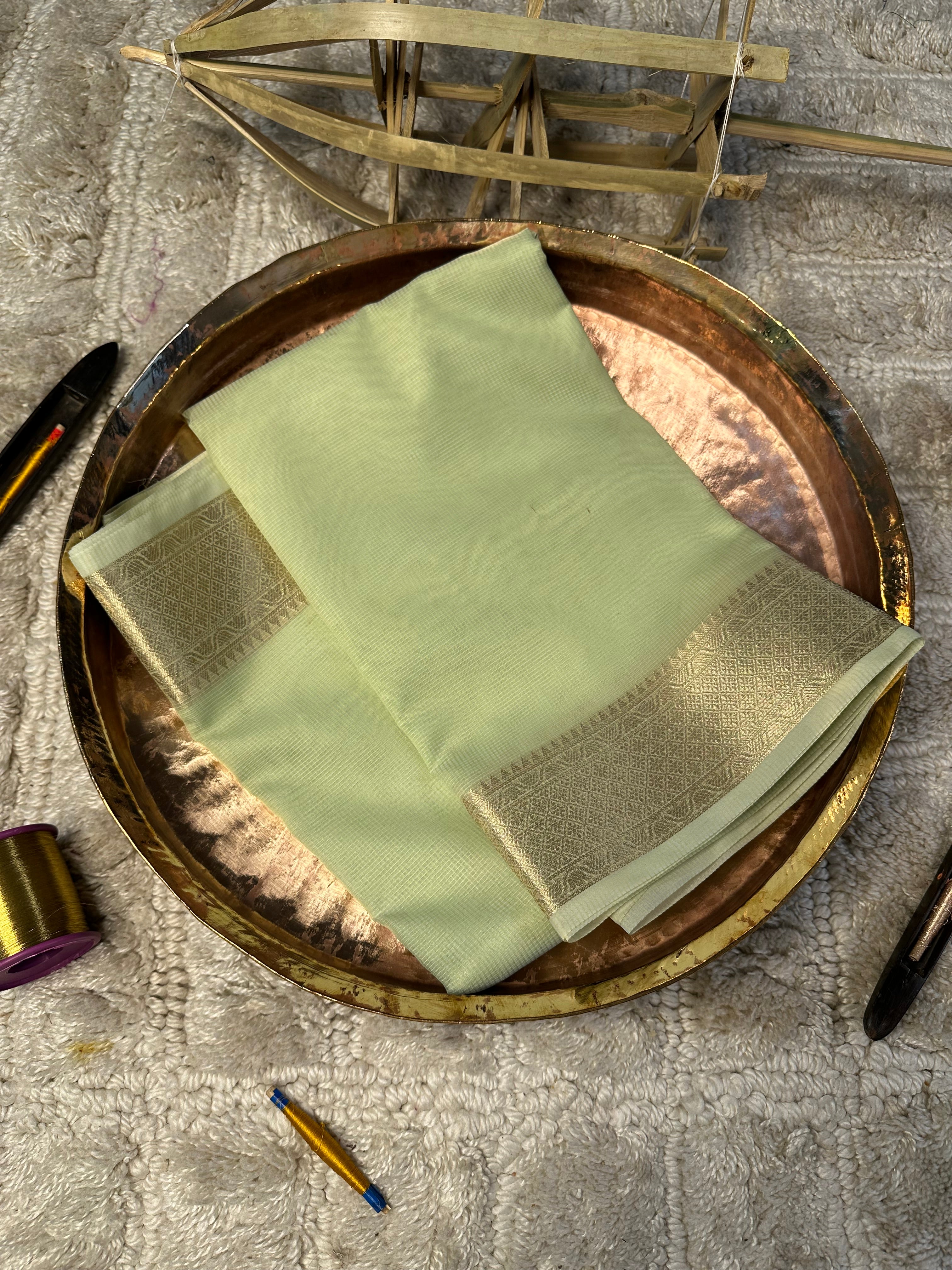Contemporary Weave Kora Soft Silk Banarasi Saree