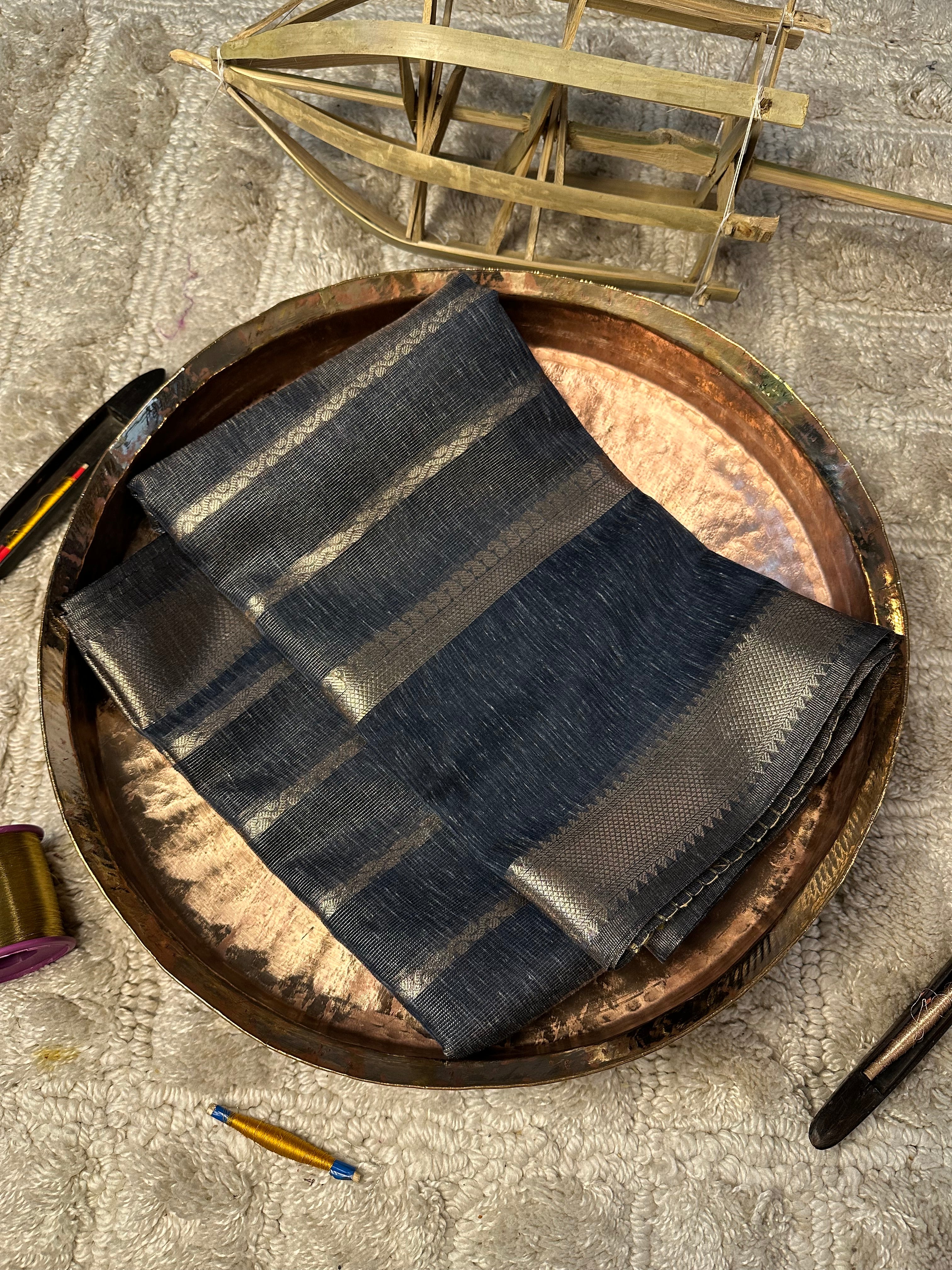 Contemporary Weave Kora Soft Silk Banarasi Saree