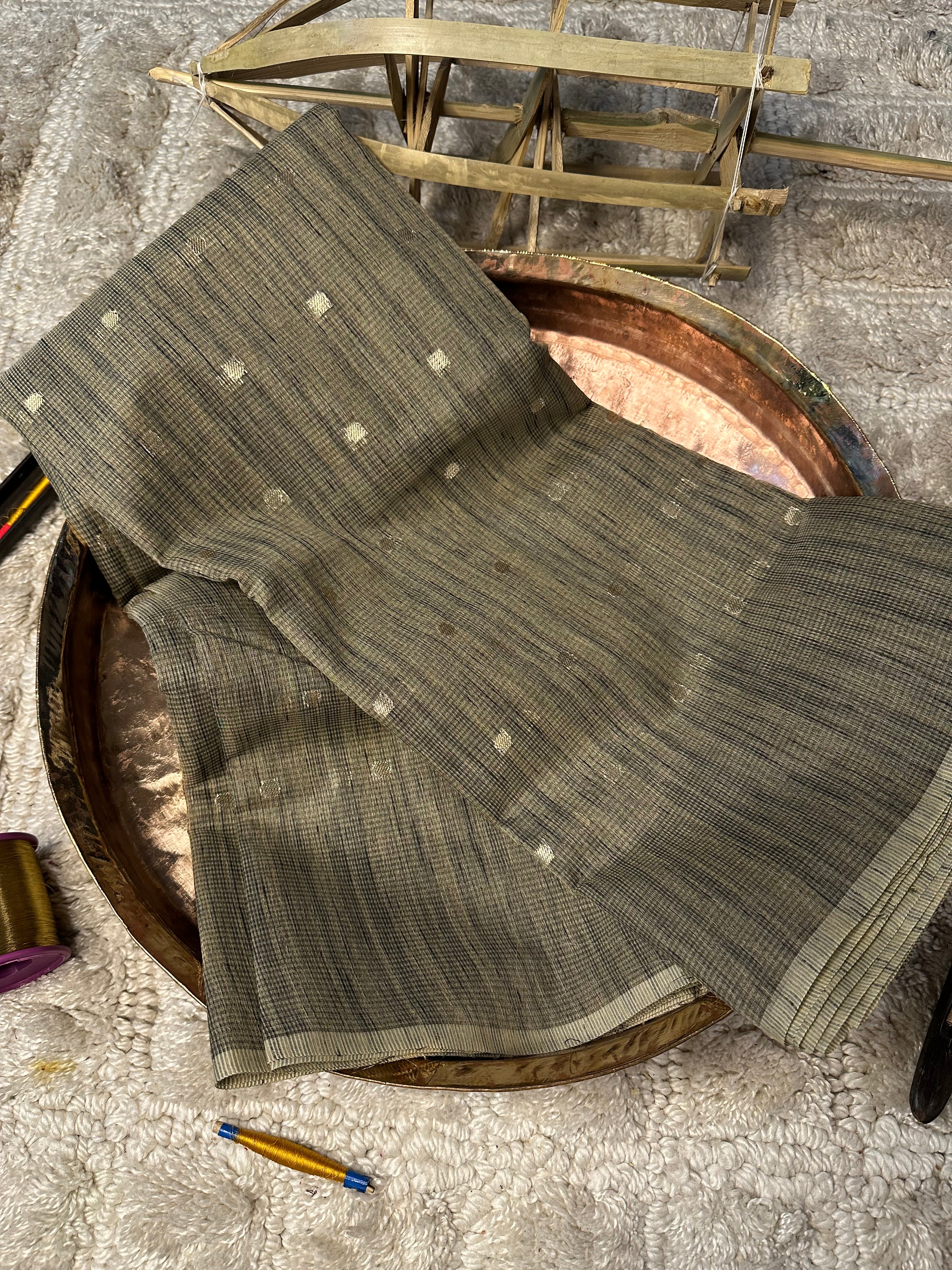 Contemporary Weave Kora Soft Silk Banarasi Saree