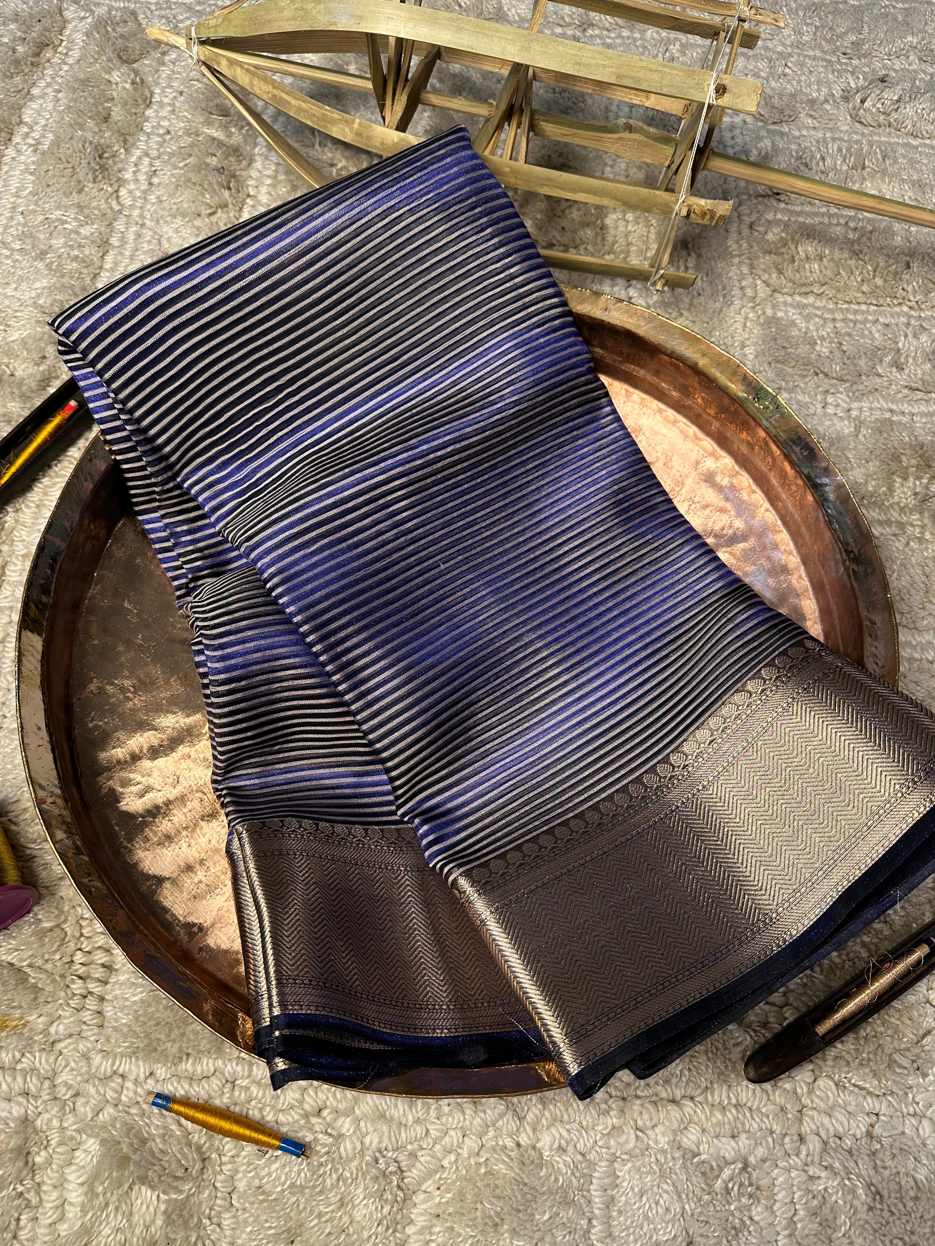 Contemporary Weave Kora Soft Silk Banarasi Saree