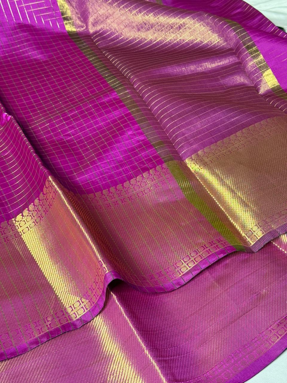 Dark Mahendra Checks Weave Softsilk Saree