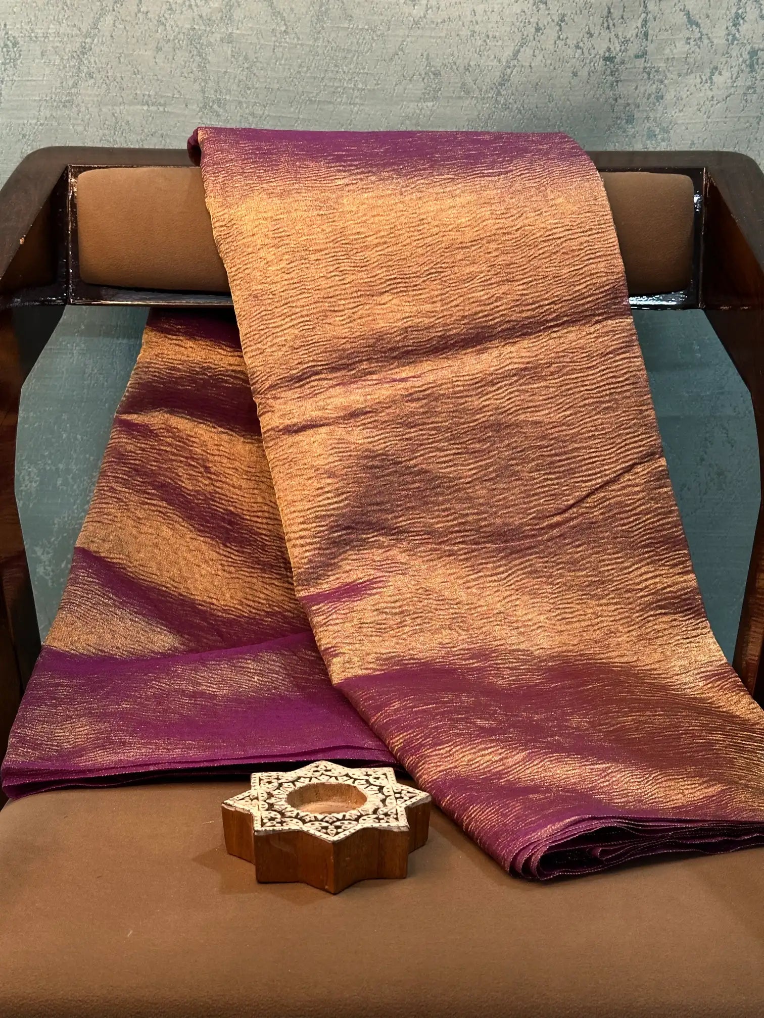 Contemporary Weave Kora Tissue Silk Banarasi Saree