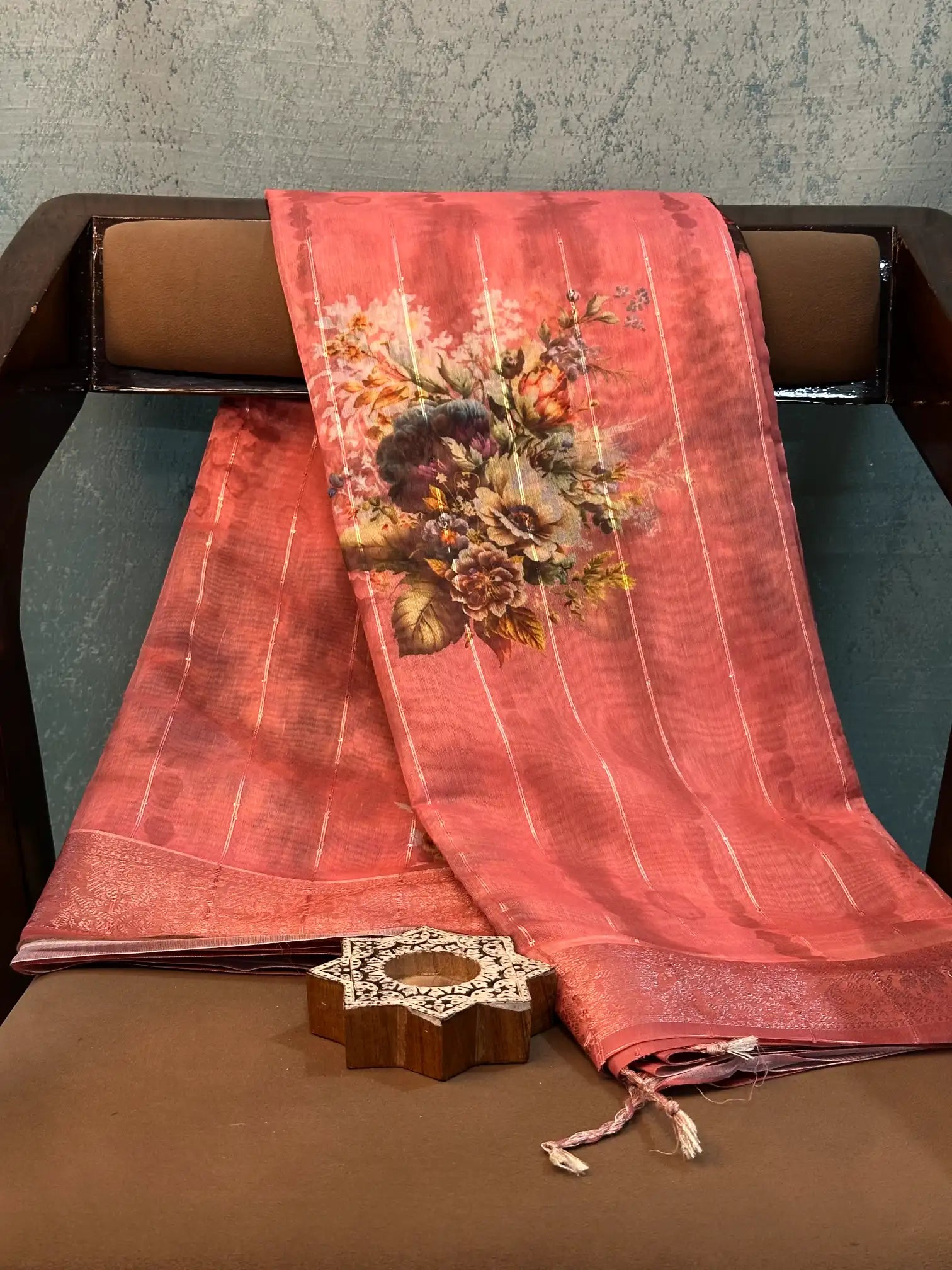 Contemporary Weave Kora Tissue Silk Banarasi Saree