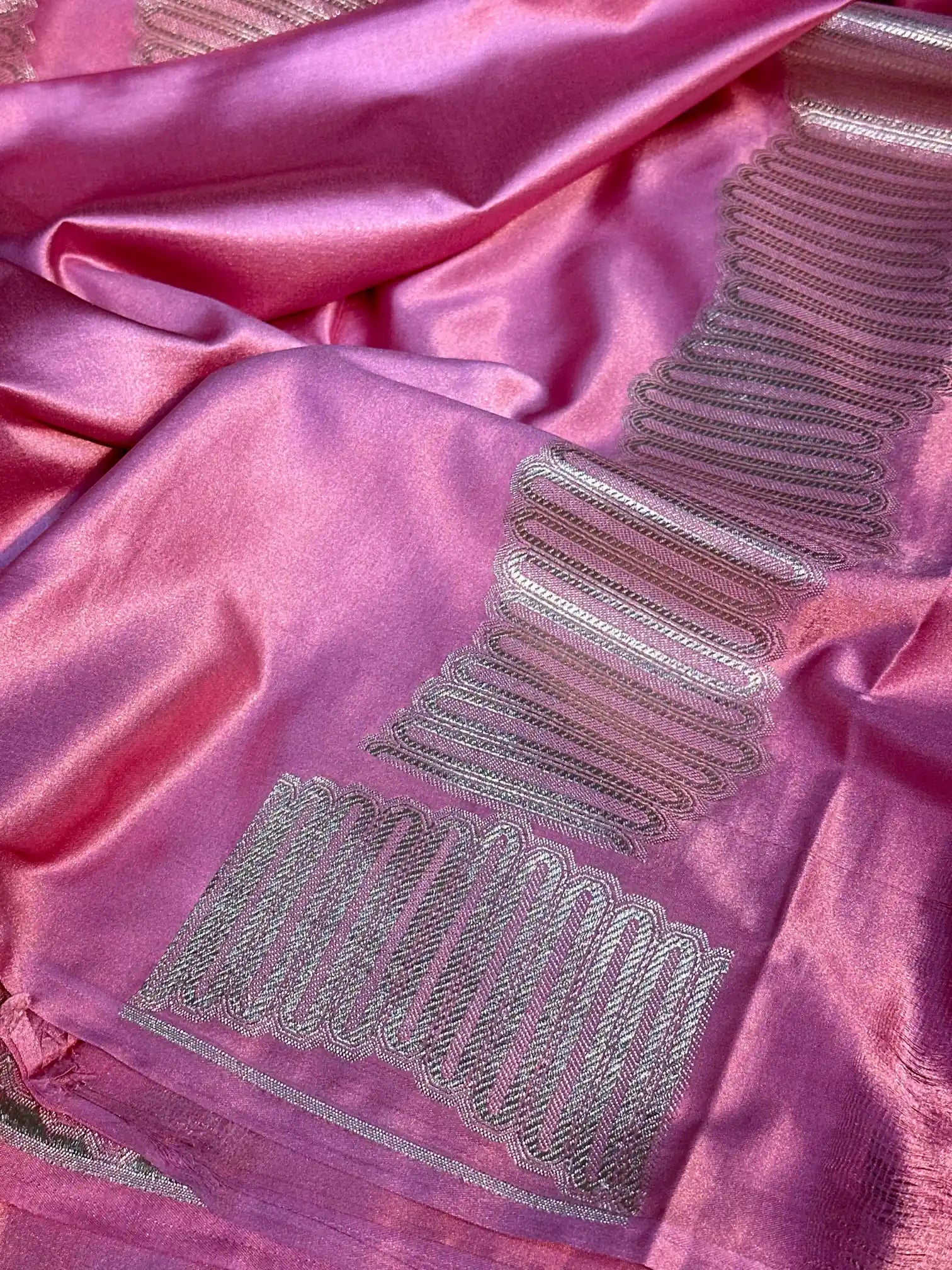 Baby Pink Handbrush Dyed Mashru Silk Banarasi Saree