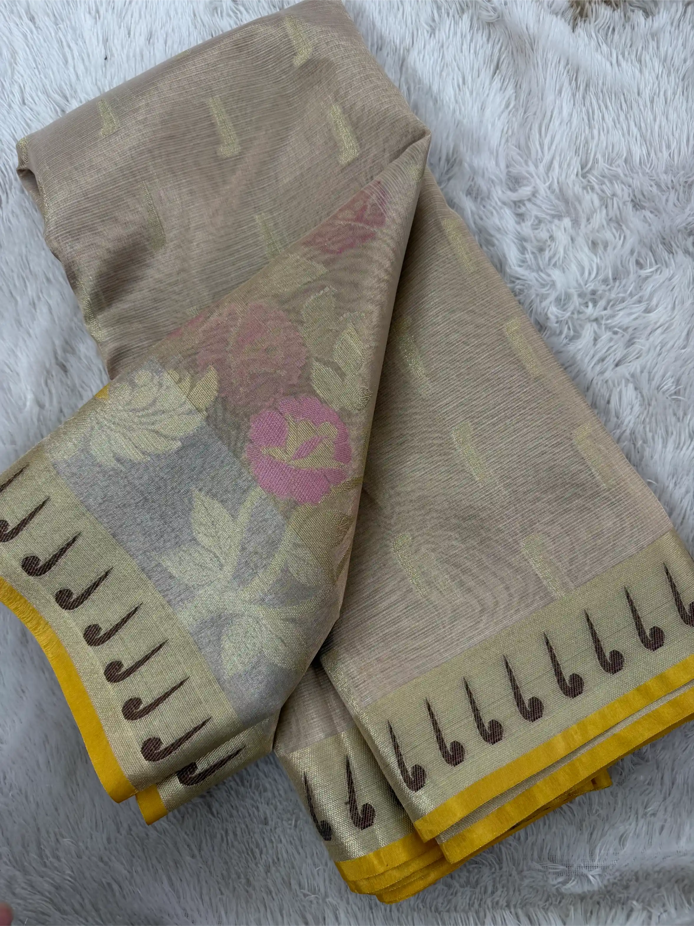 Beautiful Soft Silk Meenakari Weave Banarasi Saree