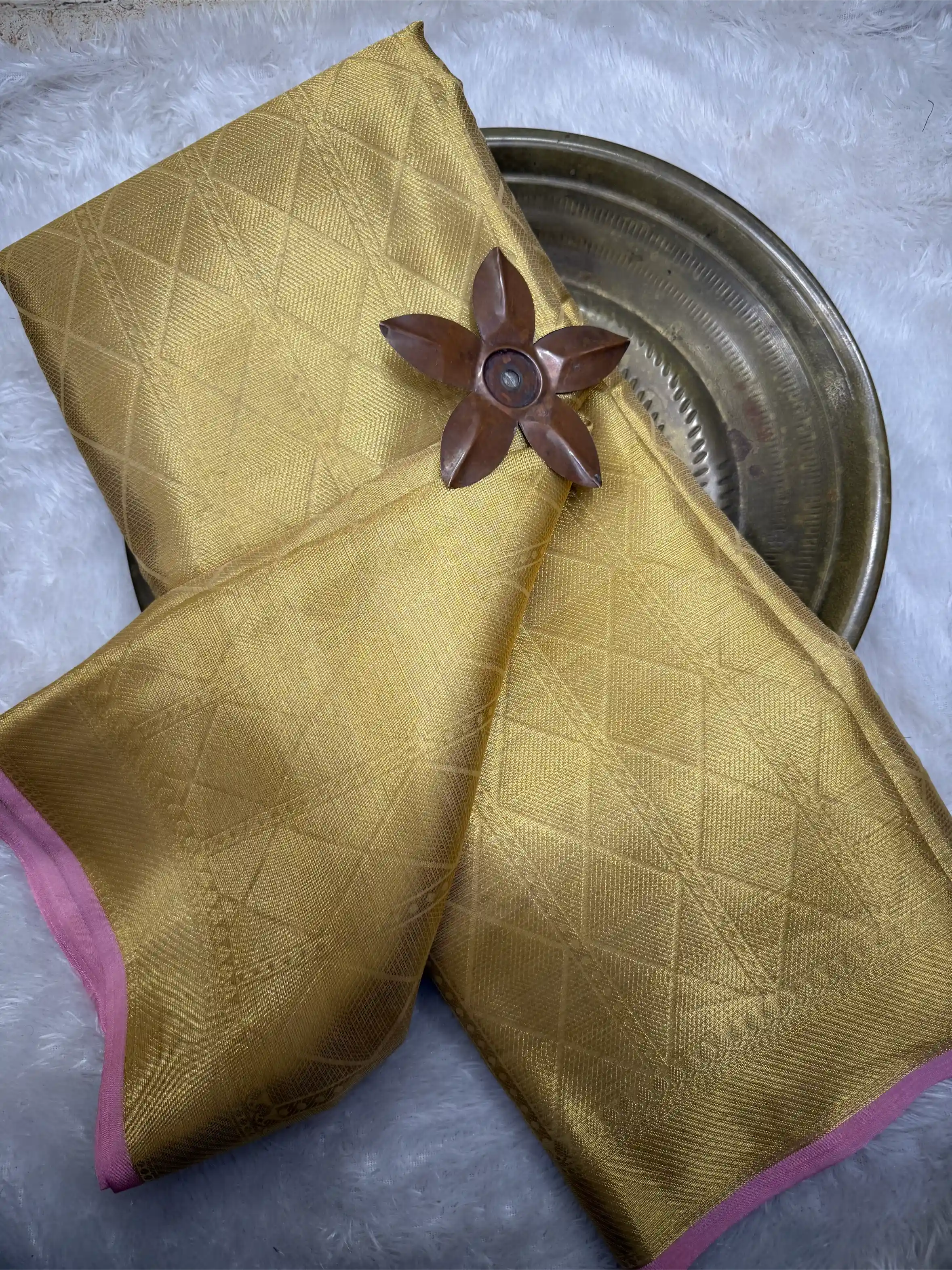 Beautiful Softsilk Eccentric Weave Banarasi Saree