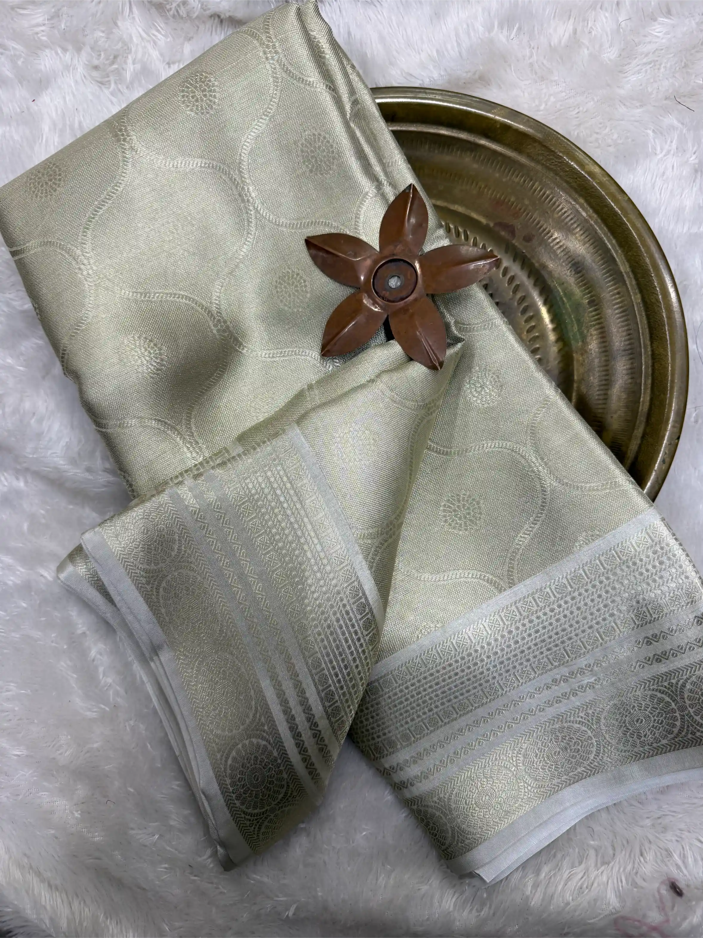 Beautiful Softsilk Eccentric Weave Banarasi Saree