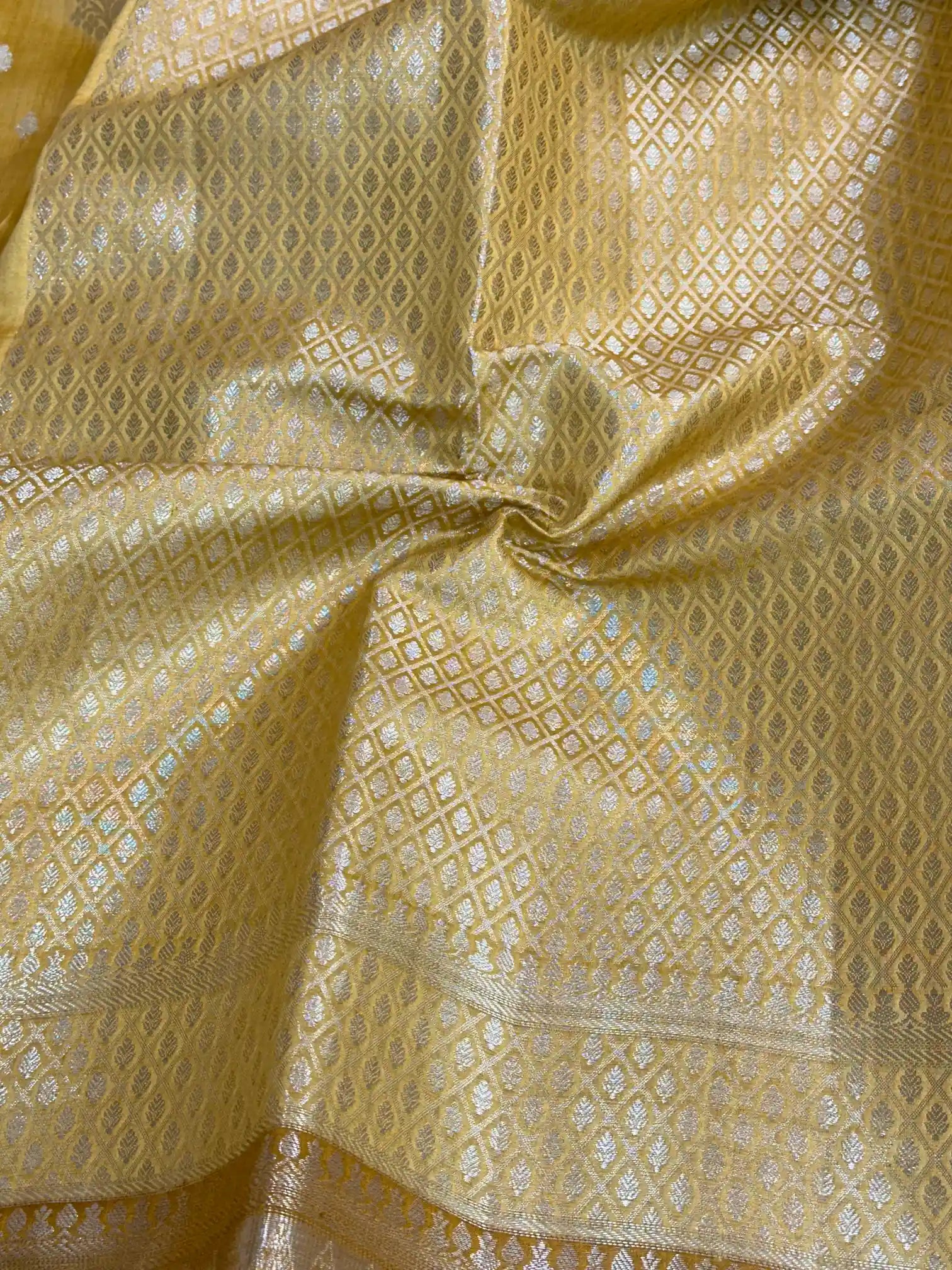 Biscotti Yellow Pure Chiniya Silk Leheriya Pattern Banarasi Saree