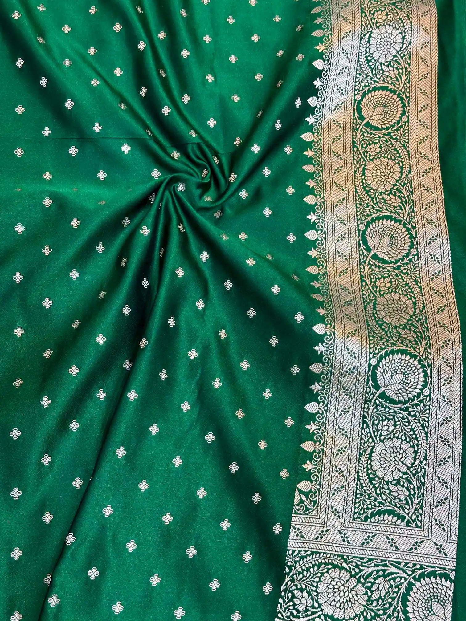 Subtle Green Premium Mashru Silk Banarasi Saree