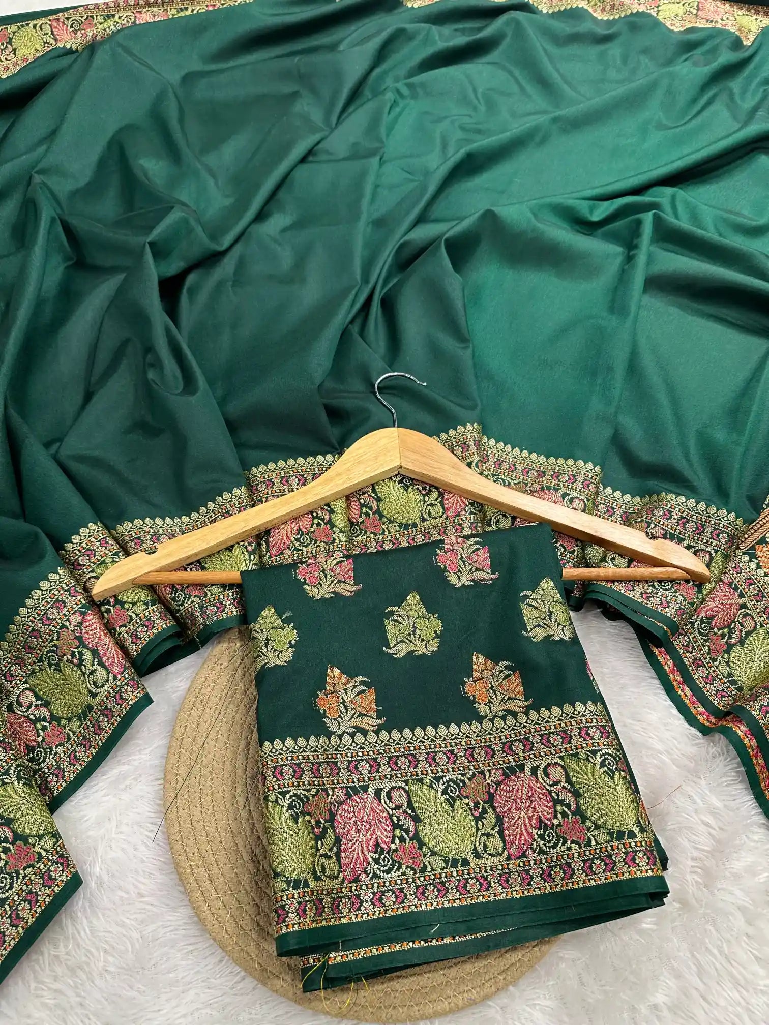 Bottle Green Warm Silk Tilfi Meenakari Weave Banarasi Saree