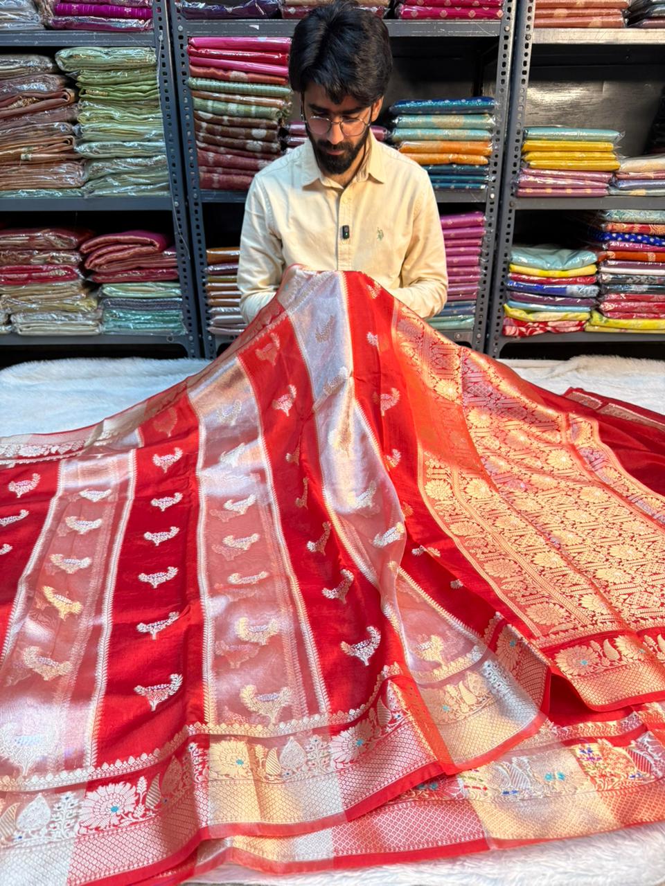 Bridal Red Chinia Tissue Silk Eccentric Heritage Weave Banarasi Saree