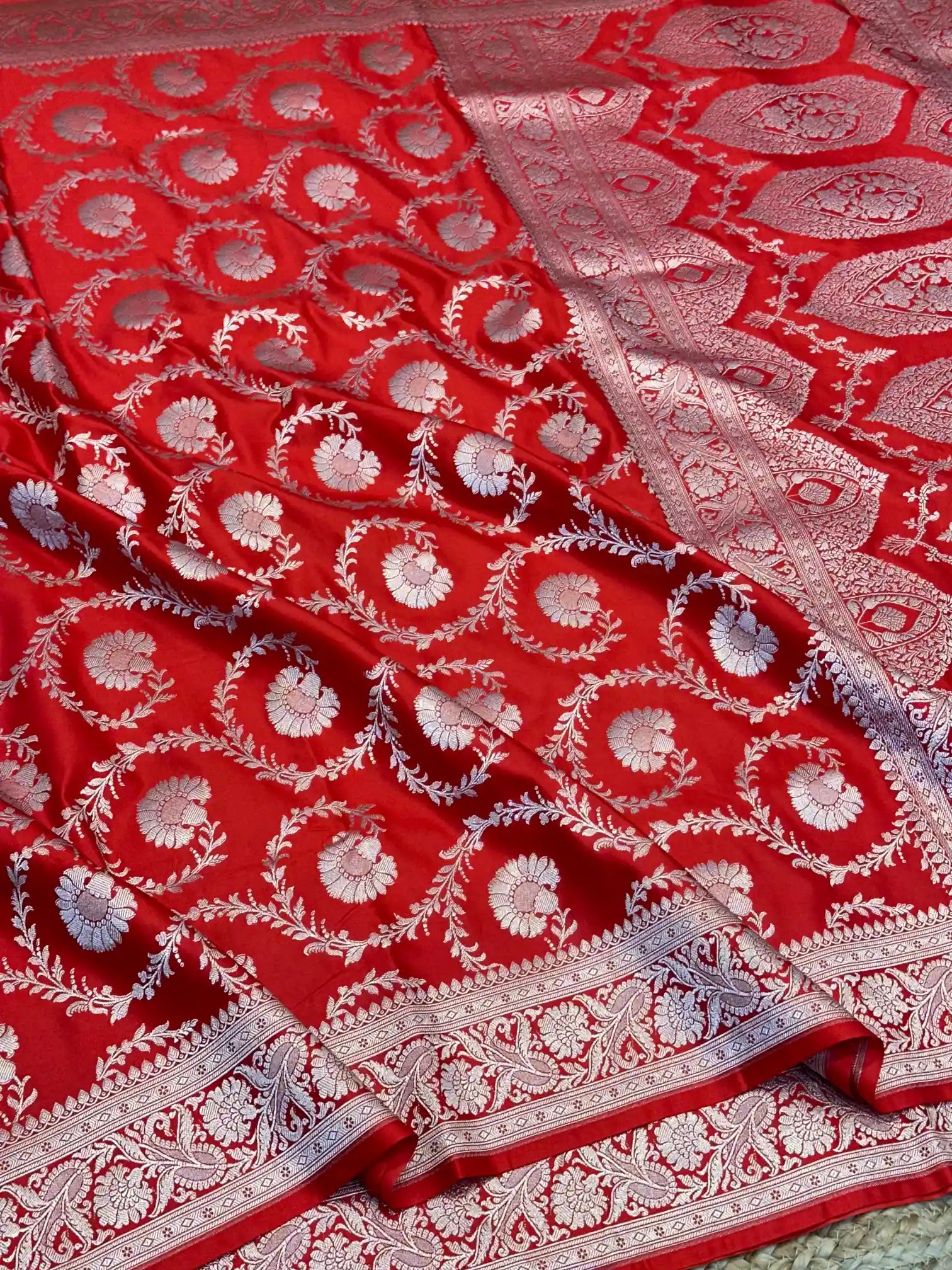 Bridal Red Floral Jaal Weave Mashru Katan Silk Saree