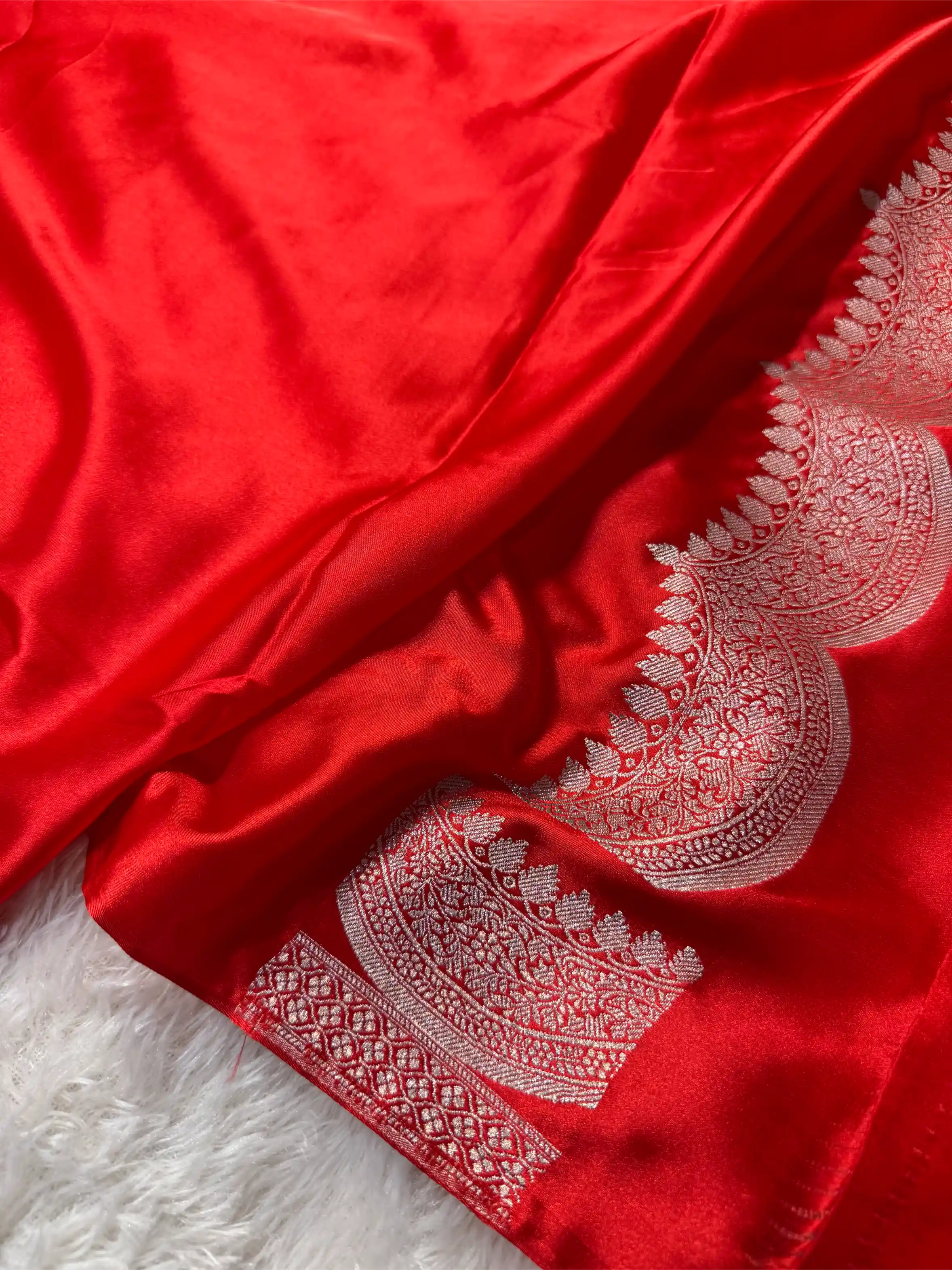 Bridal Red Mashru Katan Silk Contemporary Weave Banarasi Saree