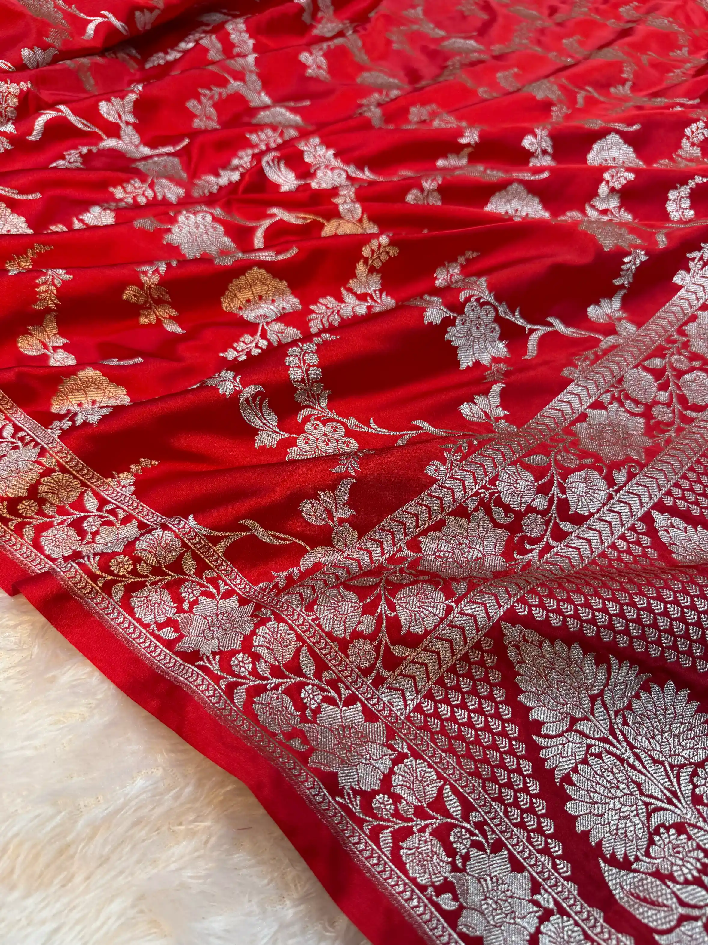 Bridal Red Mashru Katan Silk Heritage Jaal Weave Banarasi Saree