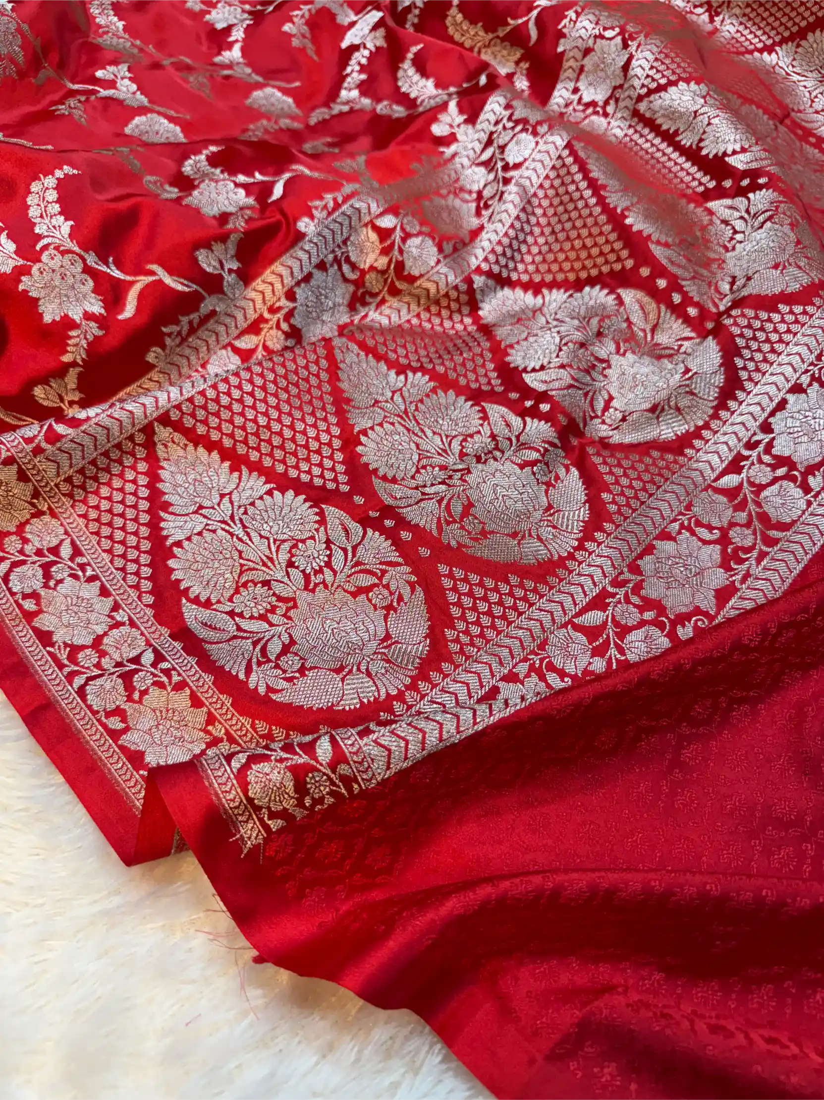 Bridal Red Mashru Katan Silk Heritage Jaal Weave Banarasi Saree