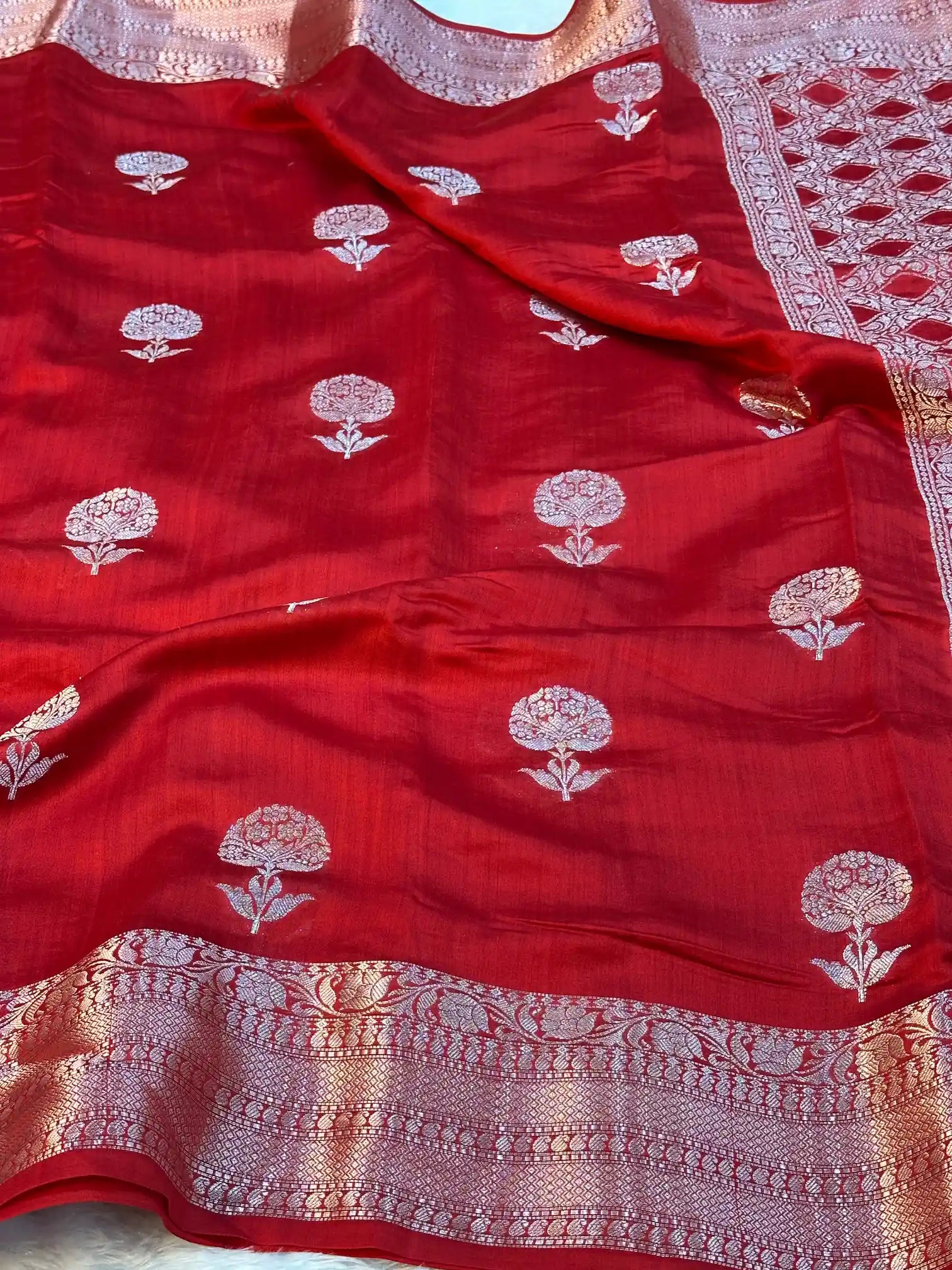 Bridal Red Pure Chiniya Silk Heritage Buta Weave Banarasi Saree