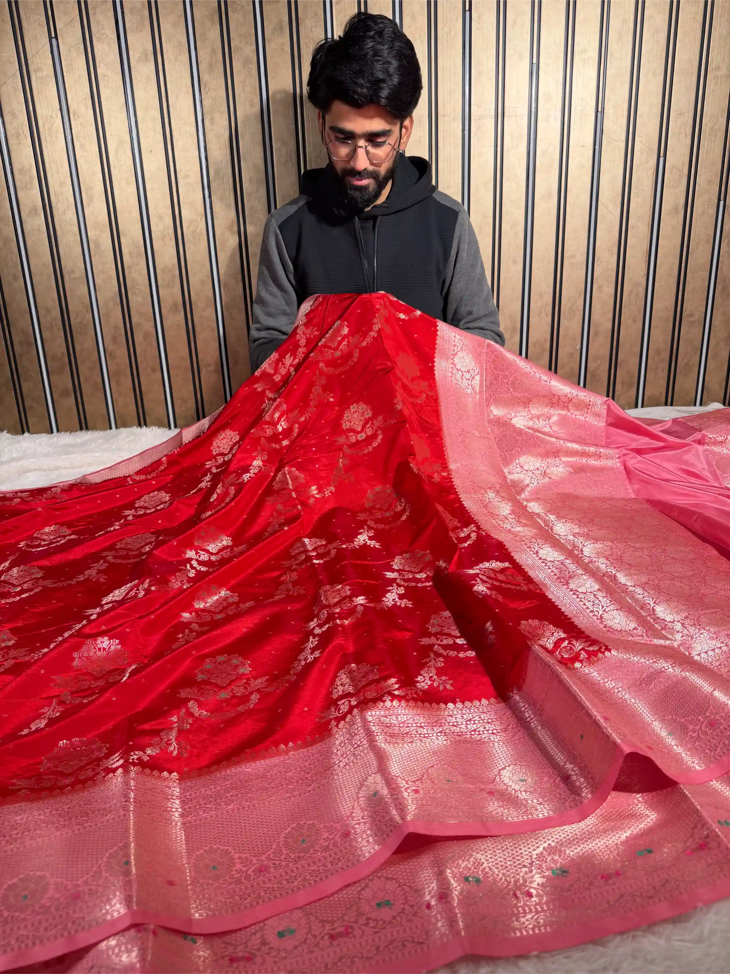 Bridal Red Viscose Chinia Silk Traditional Banarasi Saree