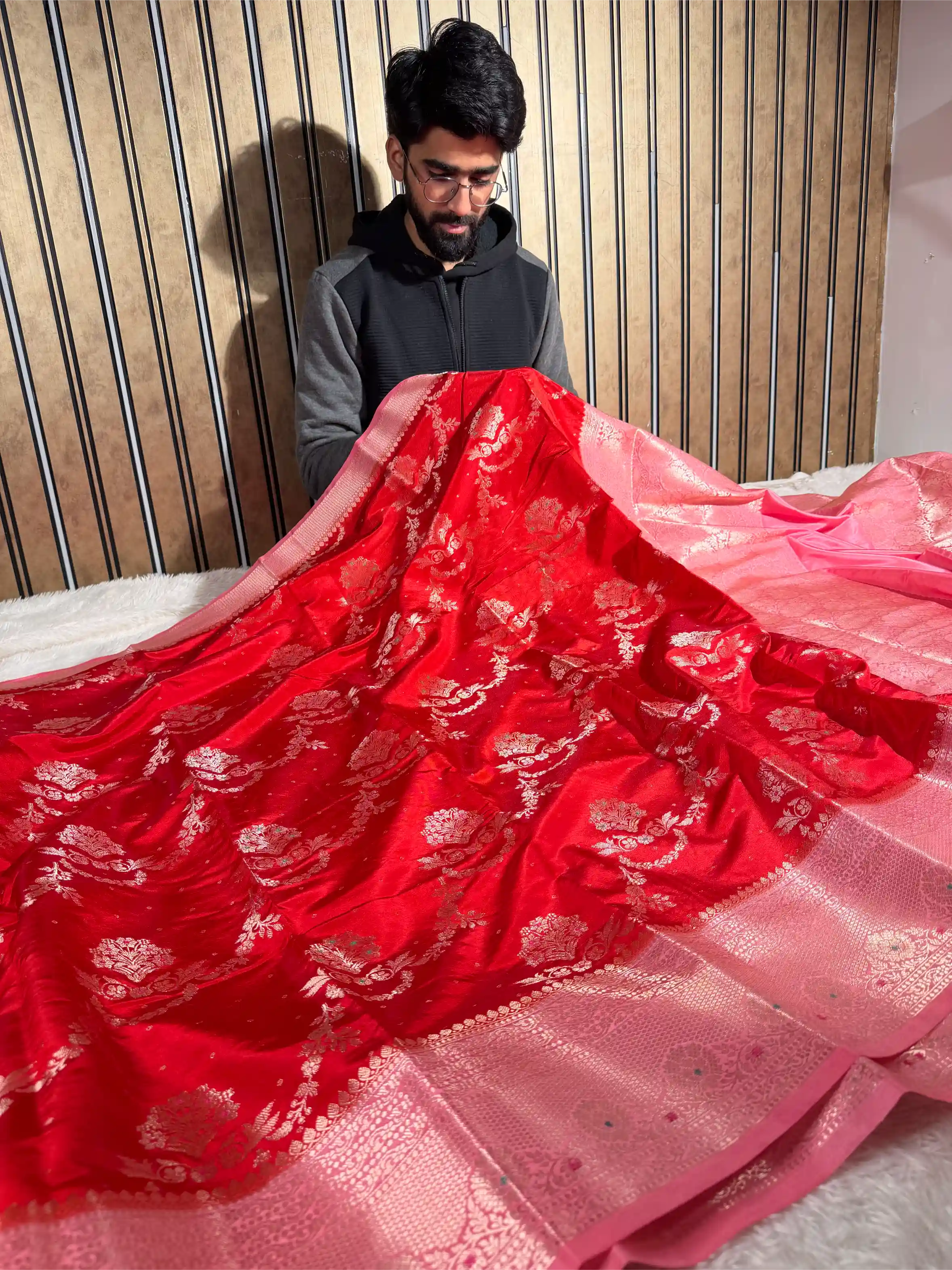 Bridal Red Viscose Chinia Silk Traditional Banarasi Saree