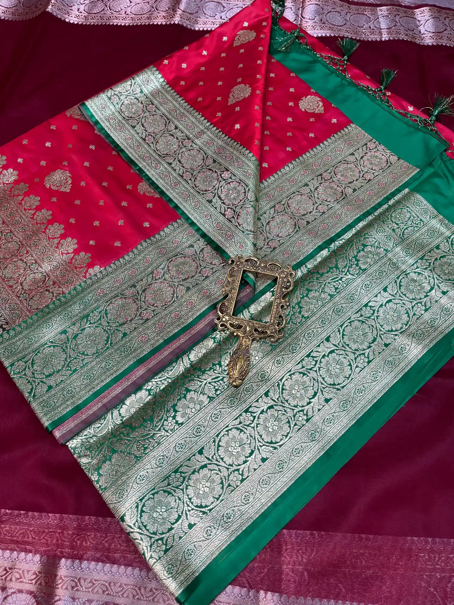 Bridal Red Contrast Satin Silk Traditional Buta Banarasi Saree