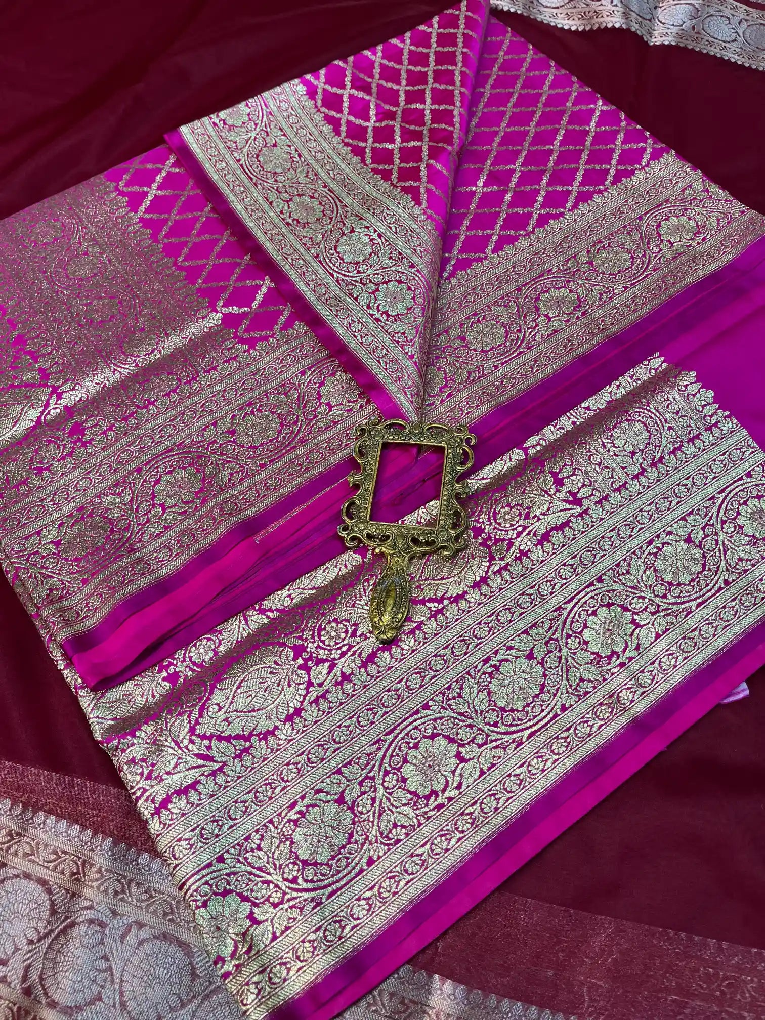 Bridal Light Purple Satin Silk Premium Floral Jaal Banarasi Saree