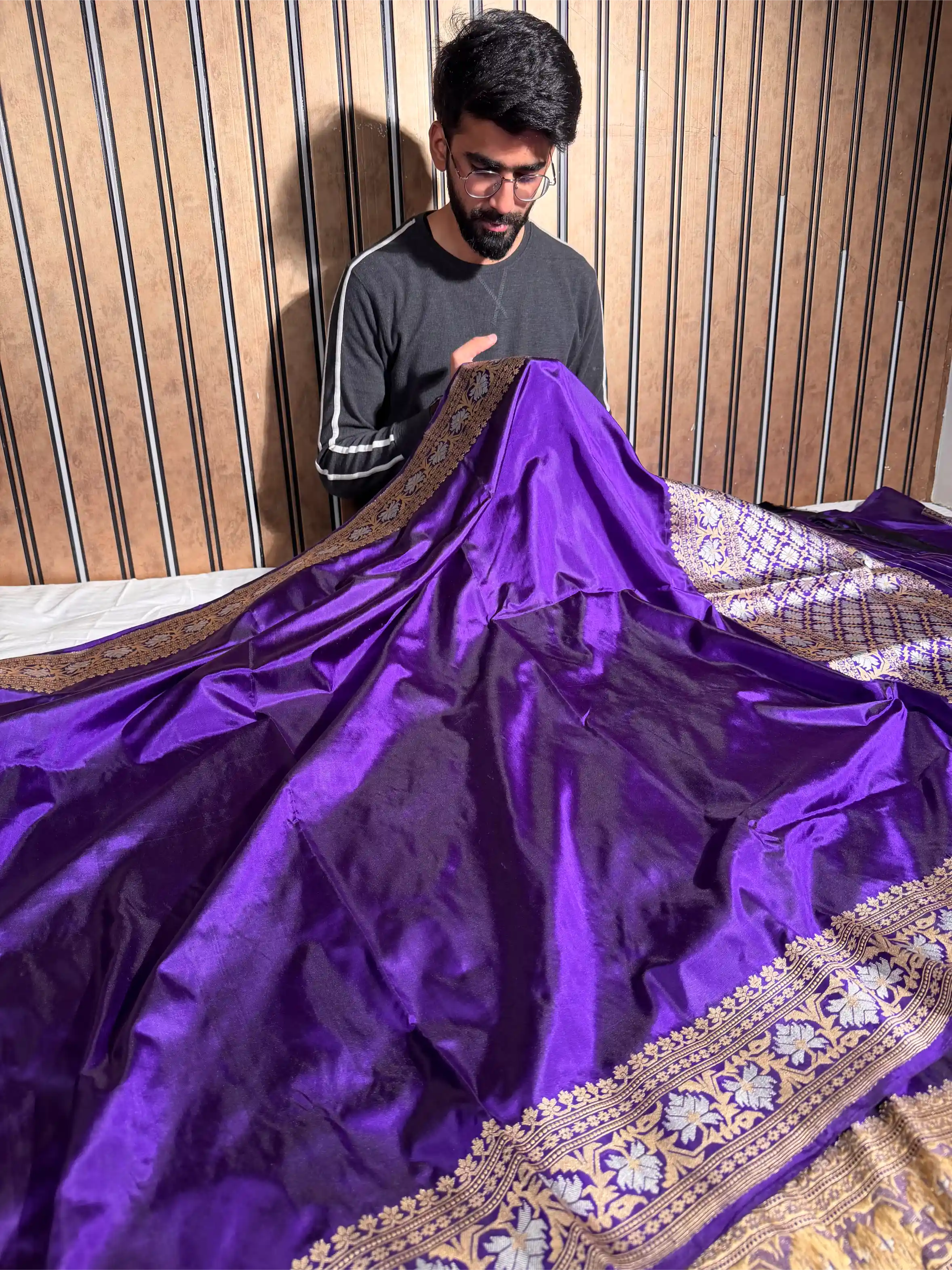 Bright Purple Pure Katan Silk Iktara Handwoven Banarasi Saree