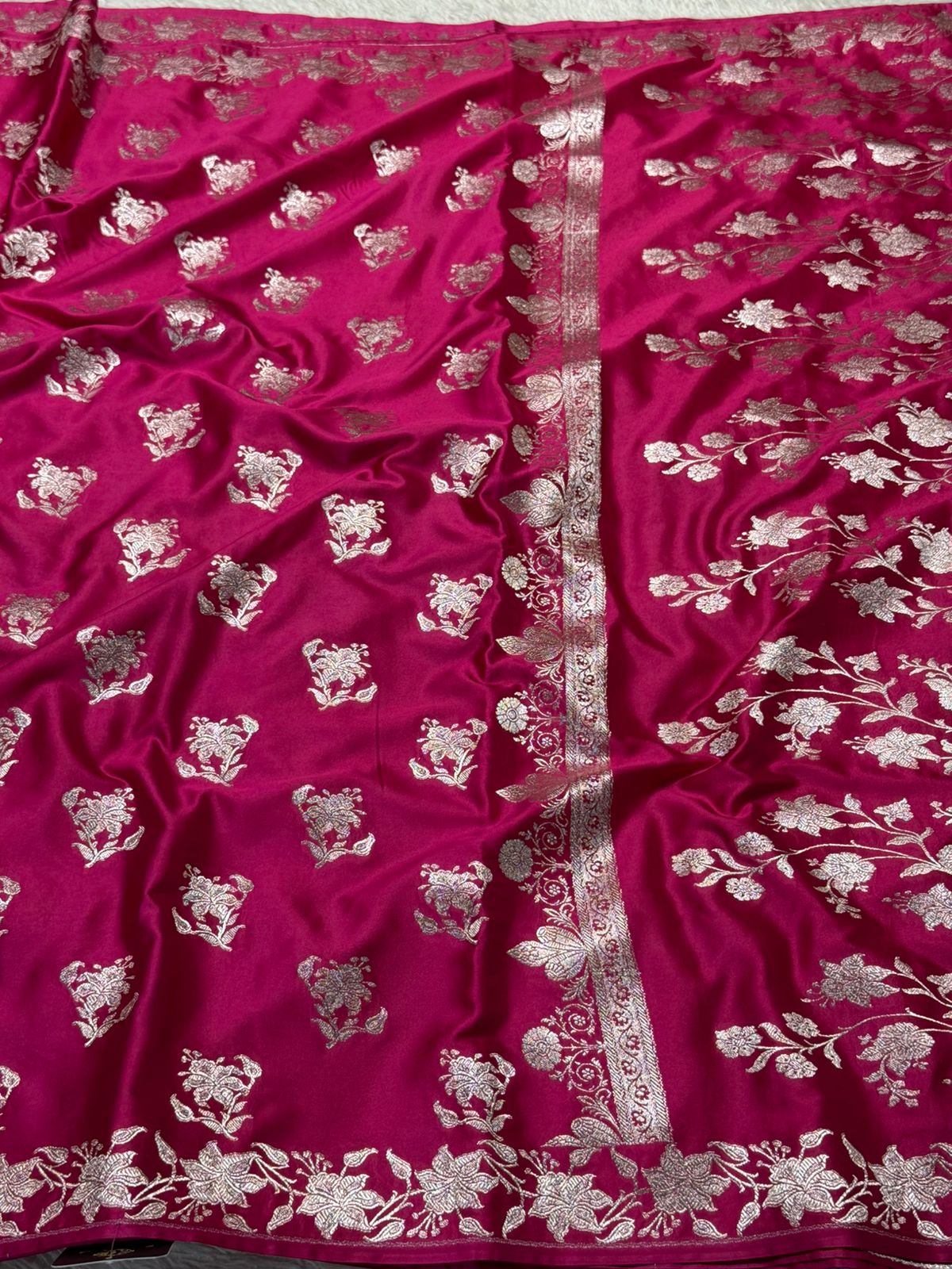 Bright Rani Pink Mashru Katan Silk Traditional Buta Weave Banarasi Saree