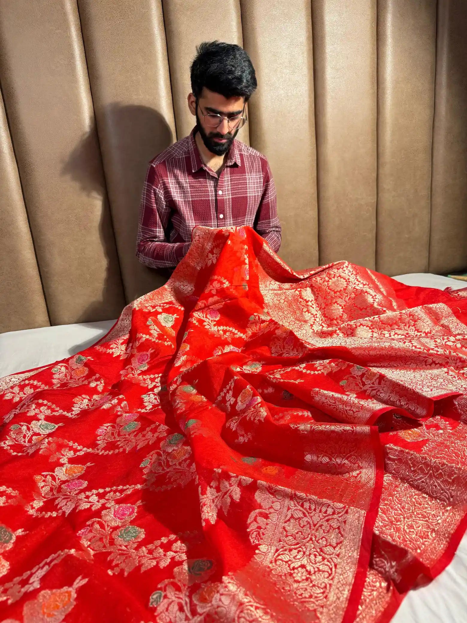 Bright Red Alfi Meenakari Chiniya Silk Exclusive Banarasi Saree