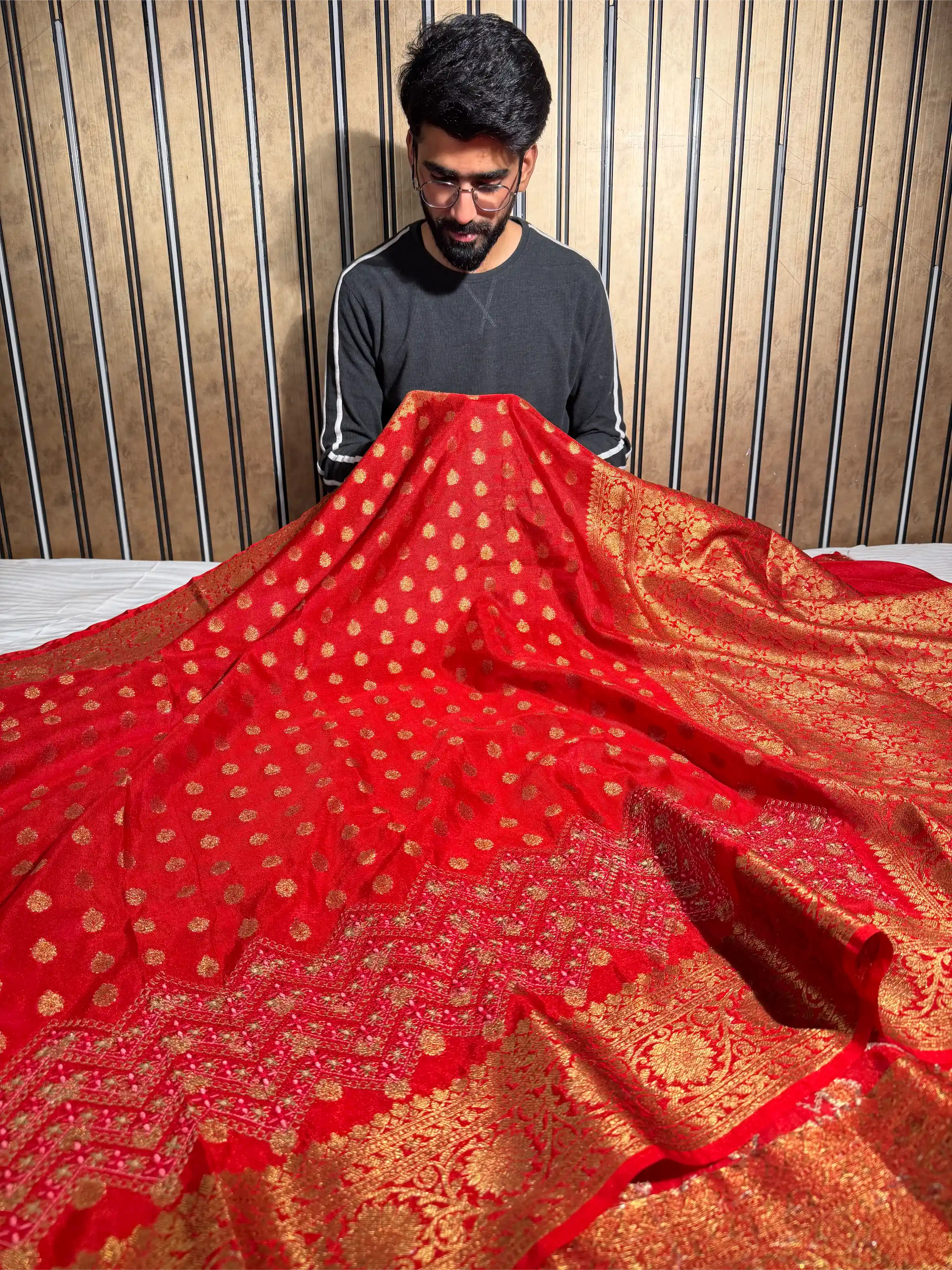 Bright Red Georgette Silk Embroidered Exclusive Banarasi Saree