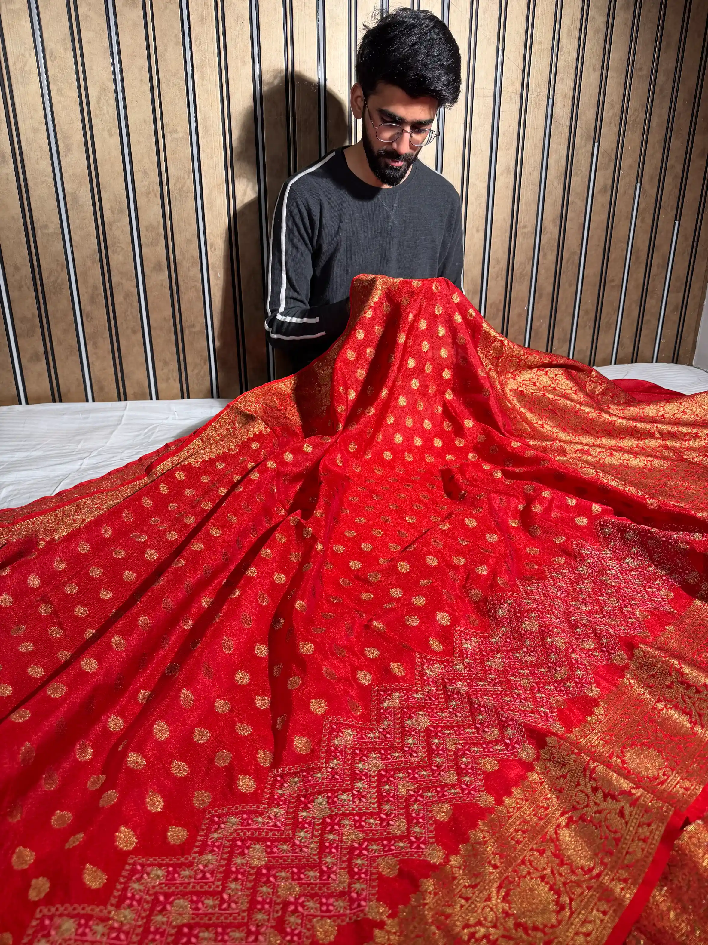 Bright Red Georgette Silk Embroidered Exclusive Banarasi Saree