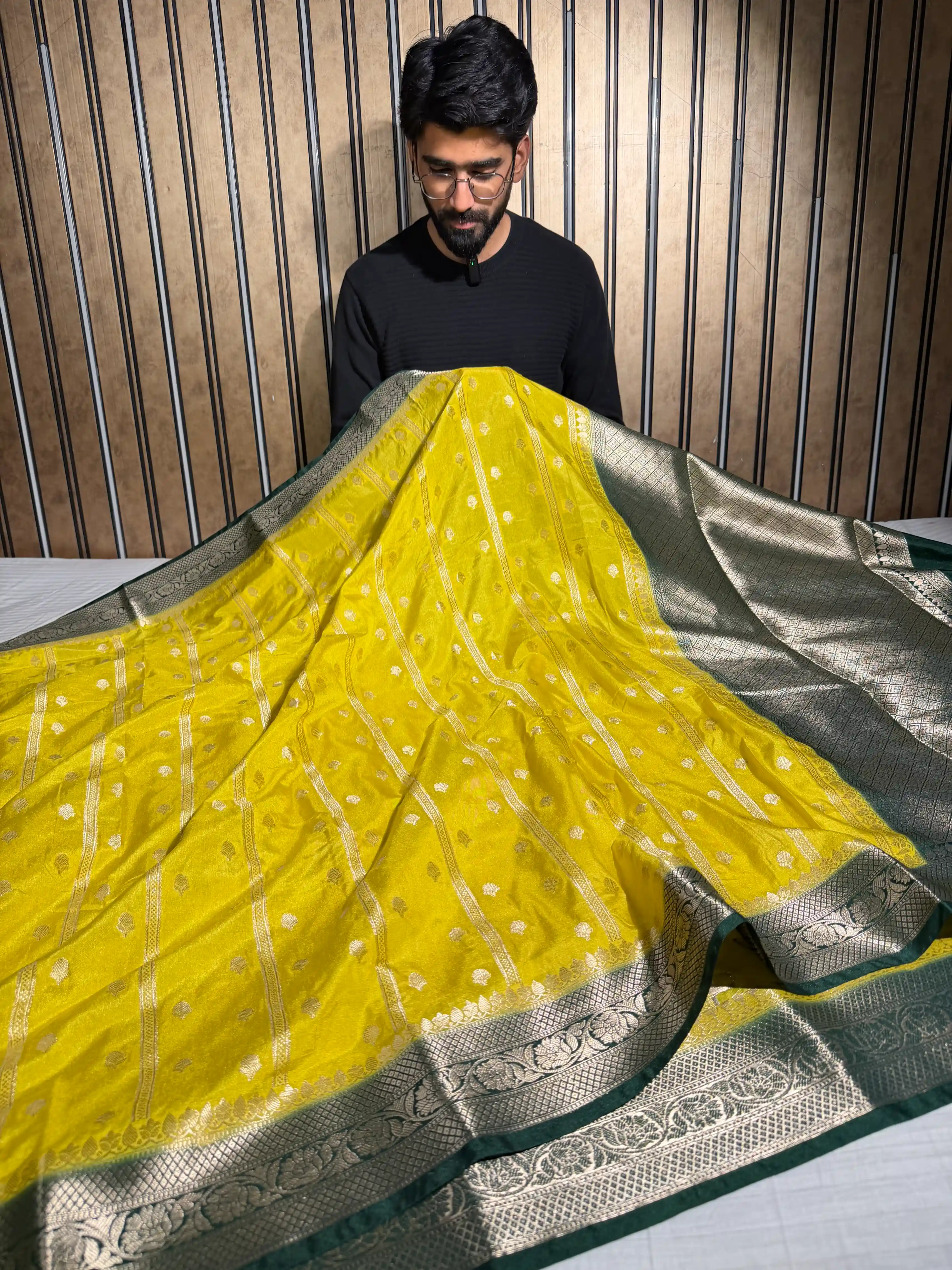 Bright Yellow Contrast Chinia Silk Traditional Banarasi Saree