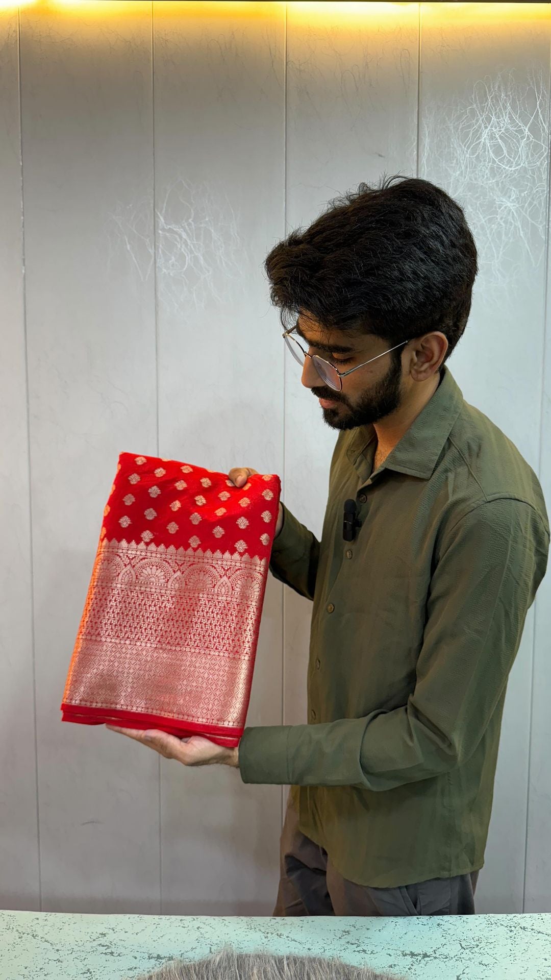 Bright Red Warm Silk Zari Buti Weave Banarasi Saree