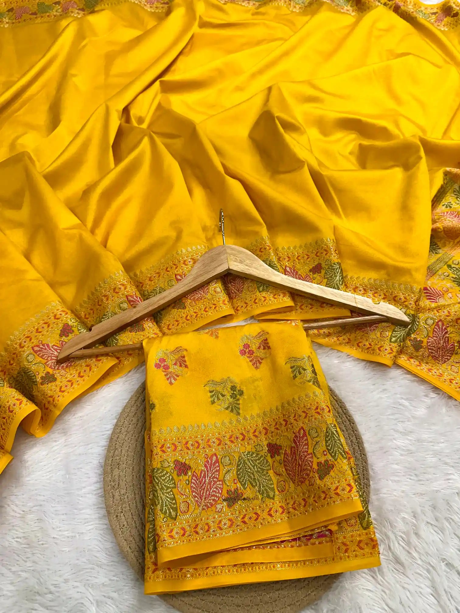 Bright Yellow Warm Silk Tilfi Meenakari Weave Banarasi Saree