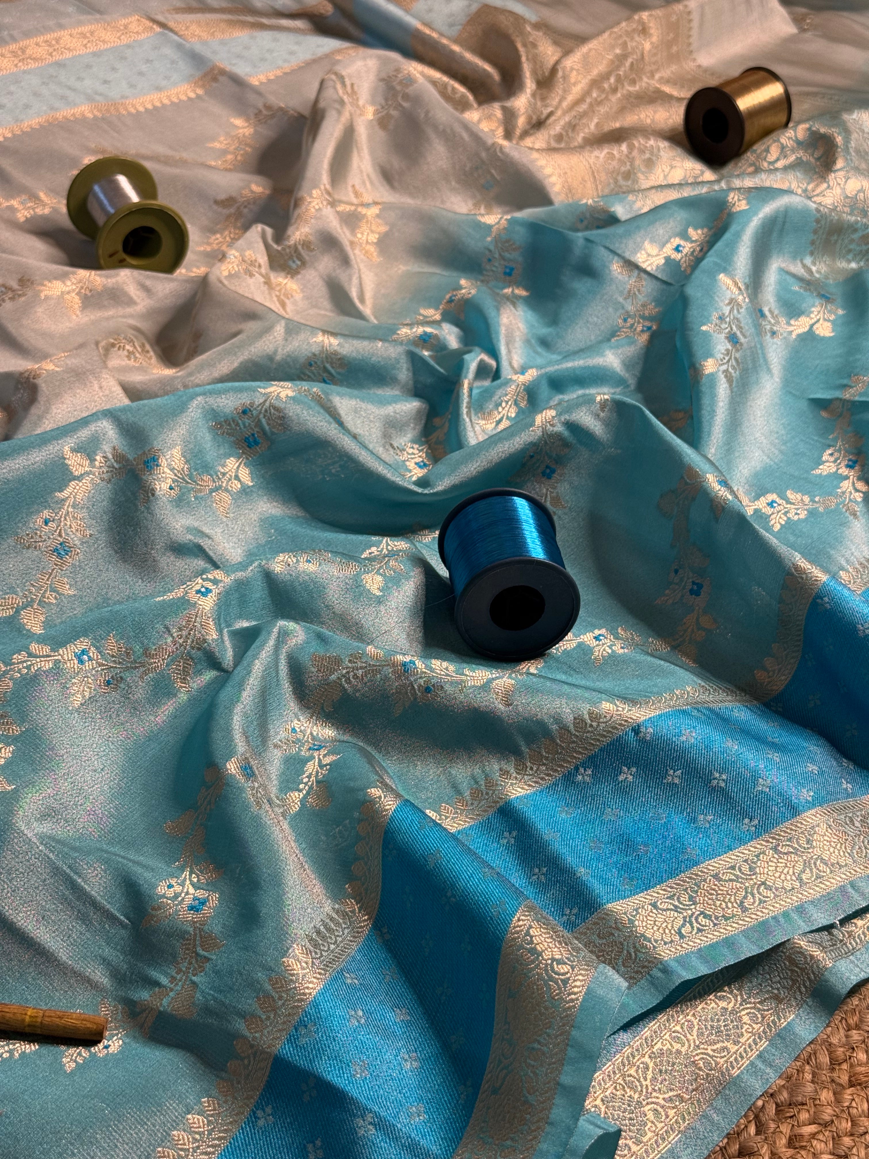 Ombré Blue Breathable Tissue Silk Banarasi Saree