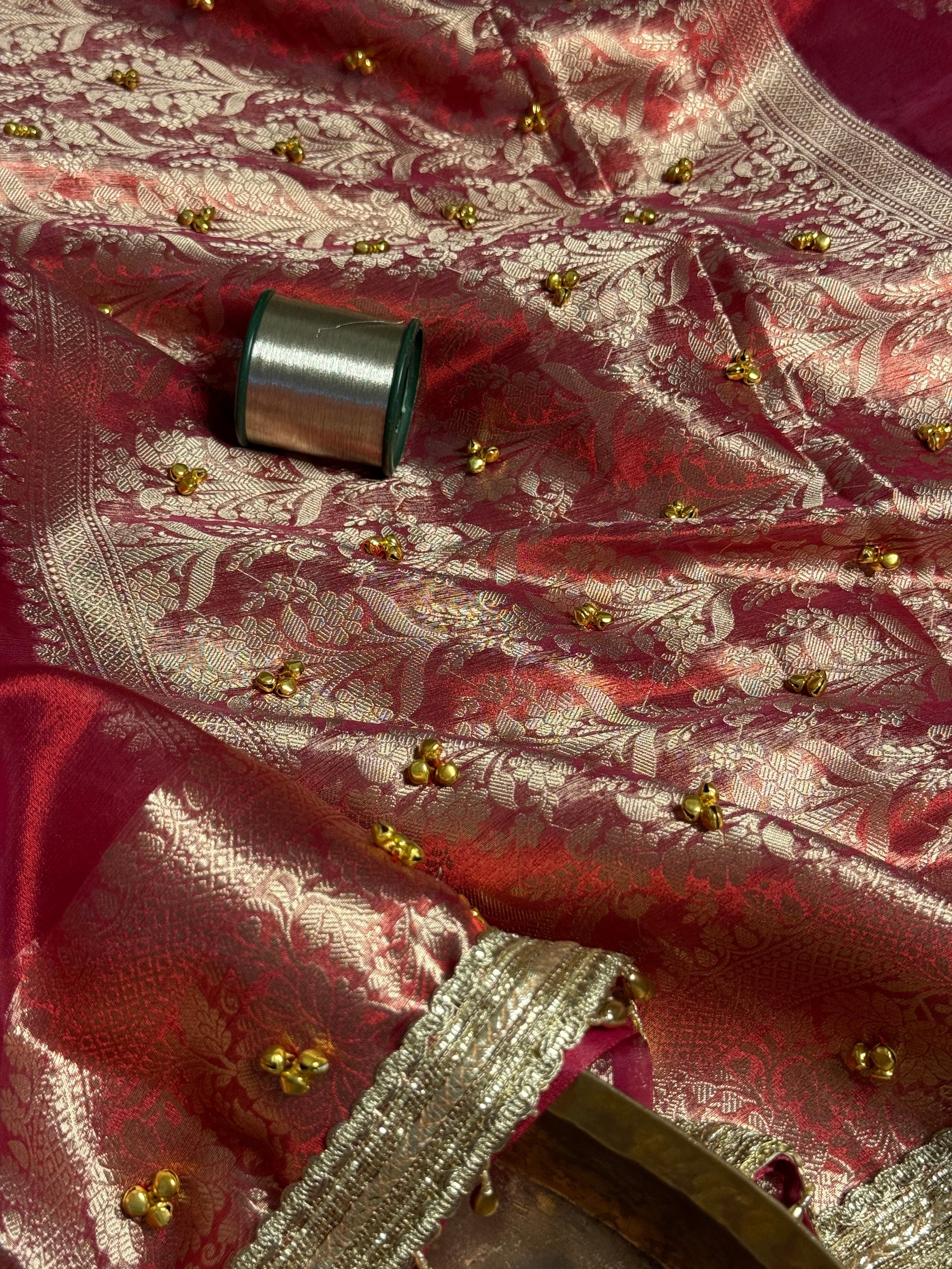 Dhoop Chaon Strawberry Viral Ghungroo Tissue Saree