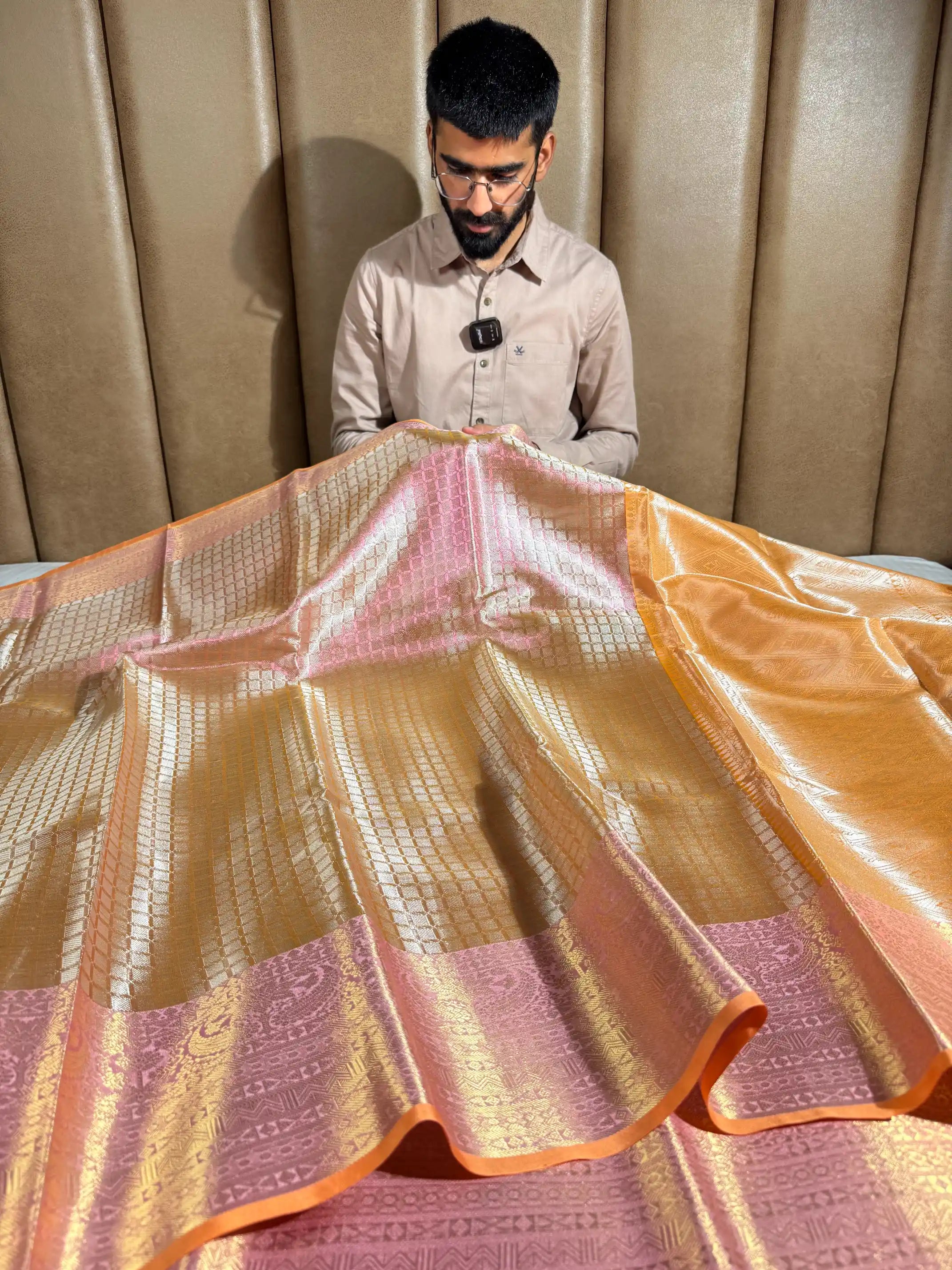 Dual Shaded Checkered Weave Kanjivaram Tissue Silk Saree