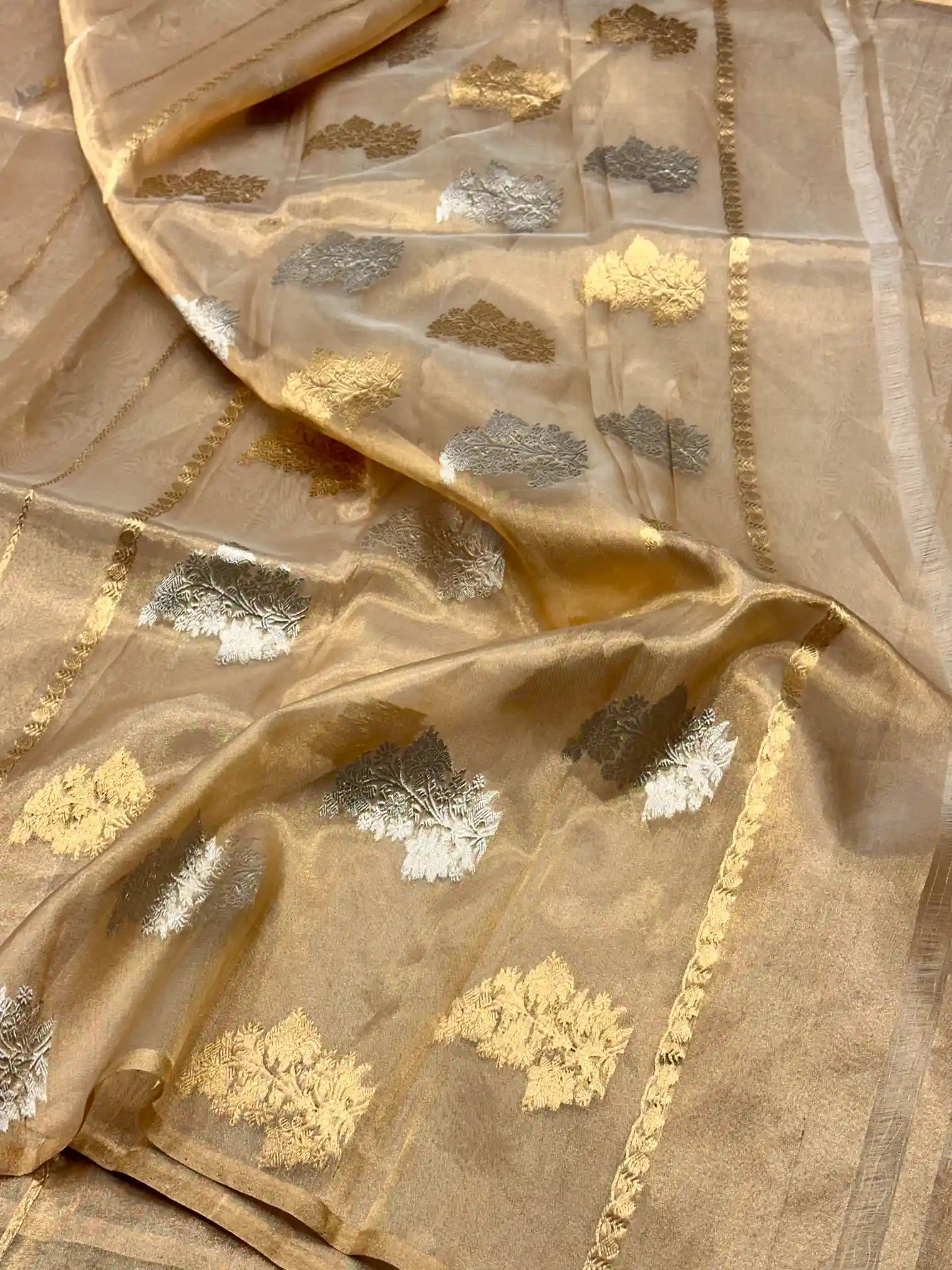 Copper Gold Handloom Kadhua Weave Pure Tissue Silk Saree