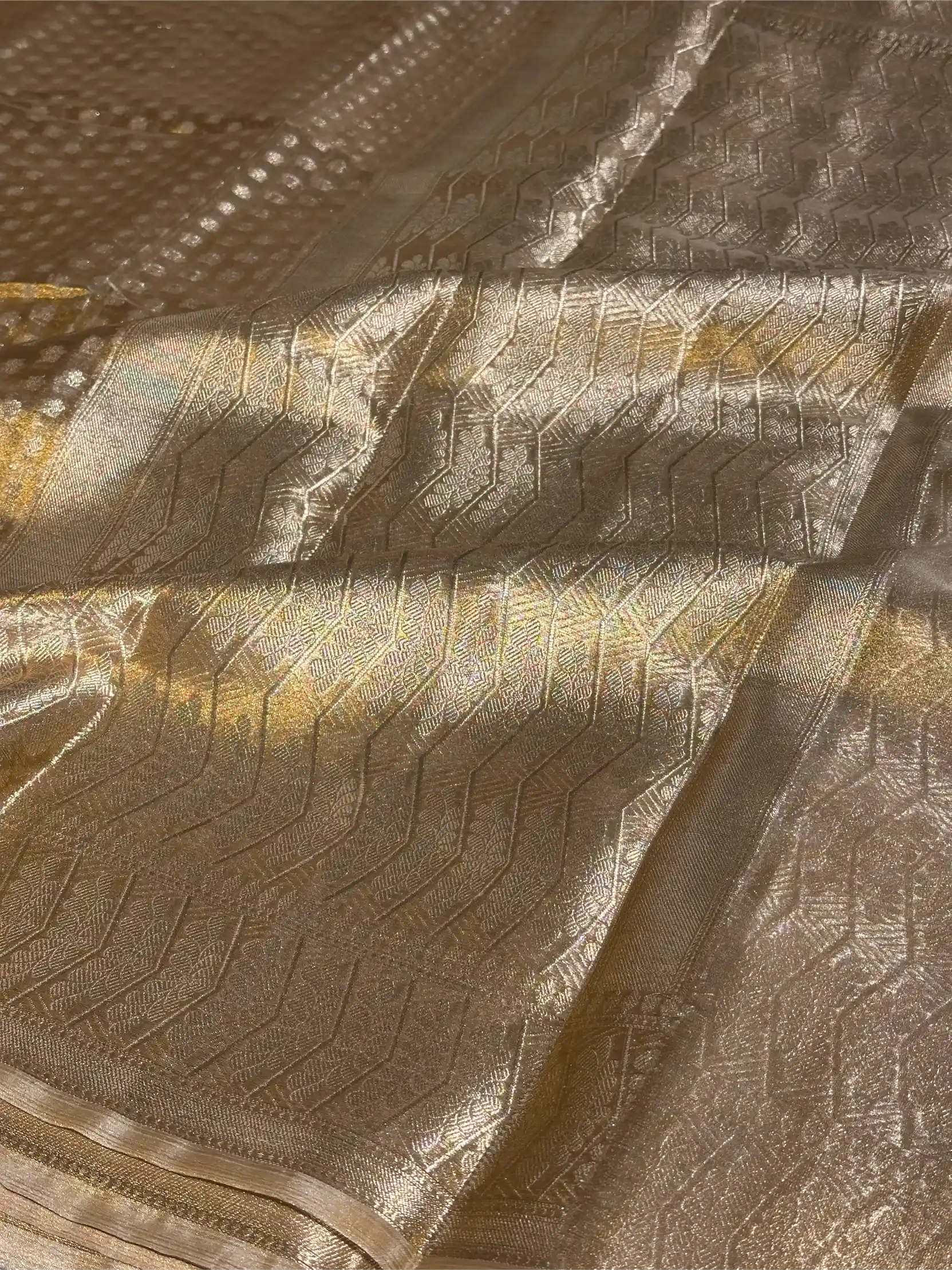 Copper Tissue Silk Saree with rich pallu and blouse