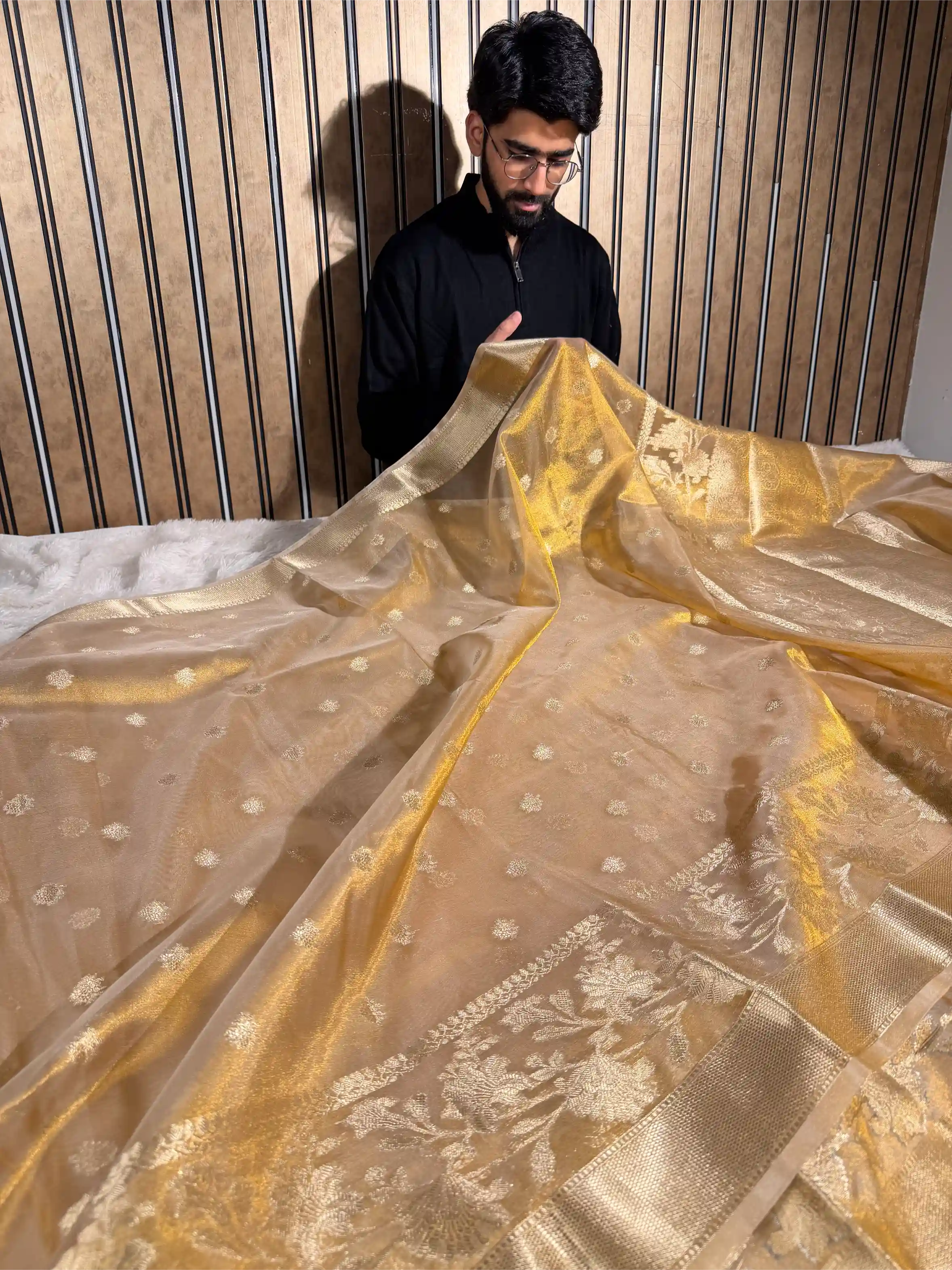 Copper Tissue Silk Traditional Buti Weave Banarasi Saree