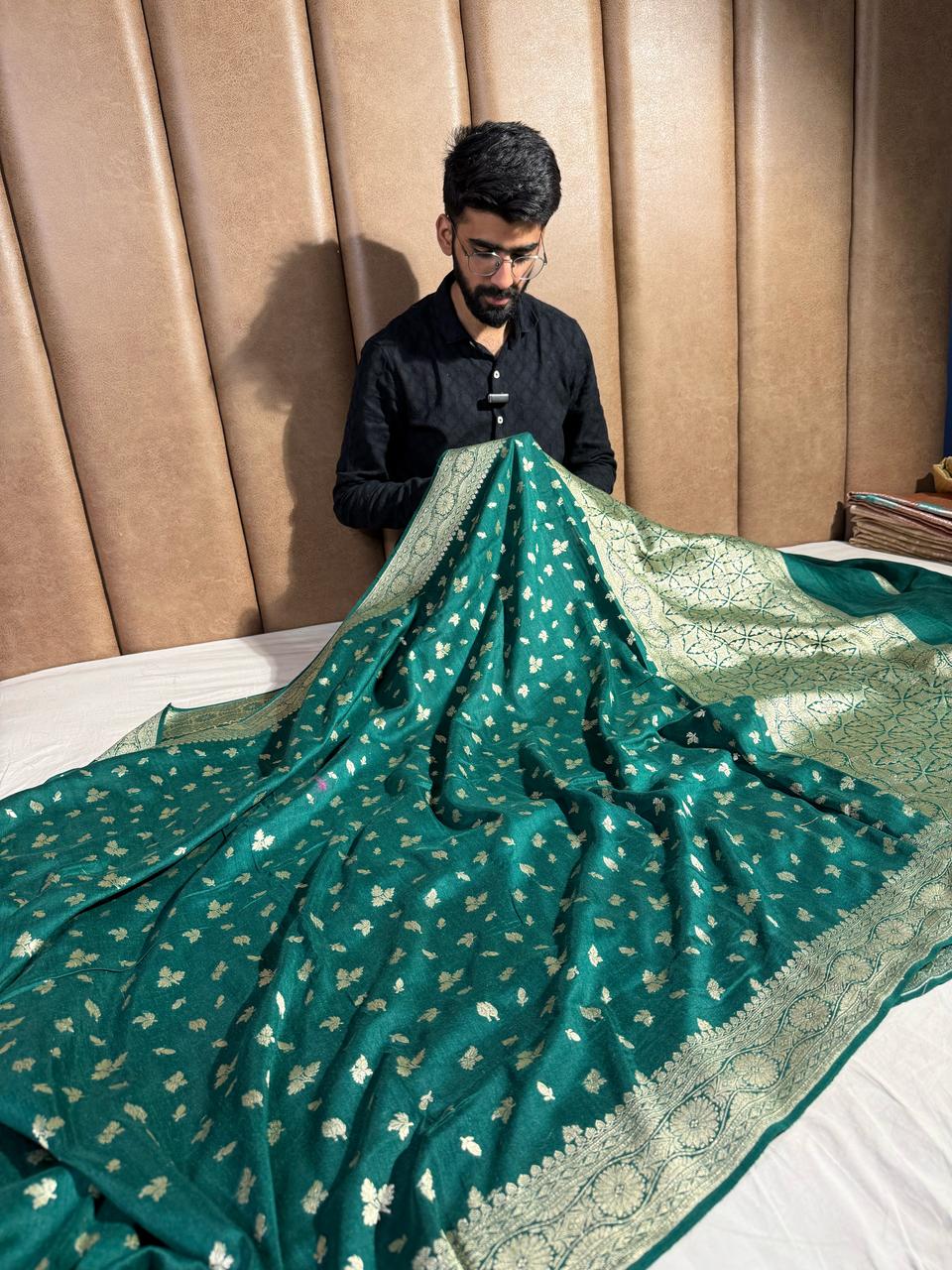 Dark Green Pure Munga Silk Banarasi Saree