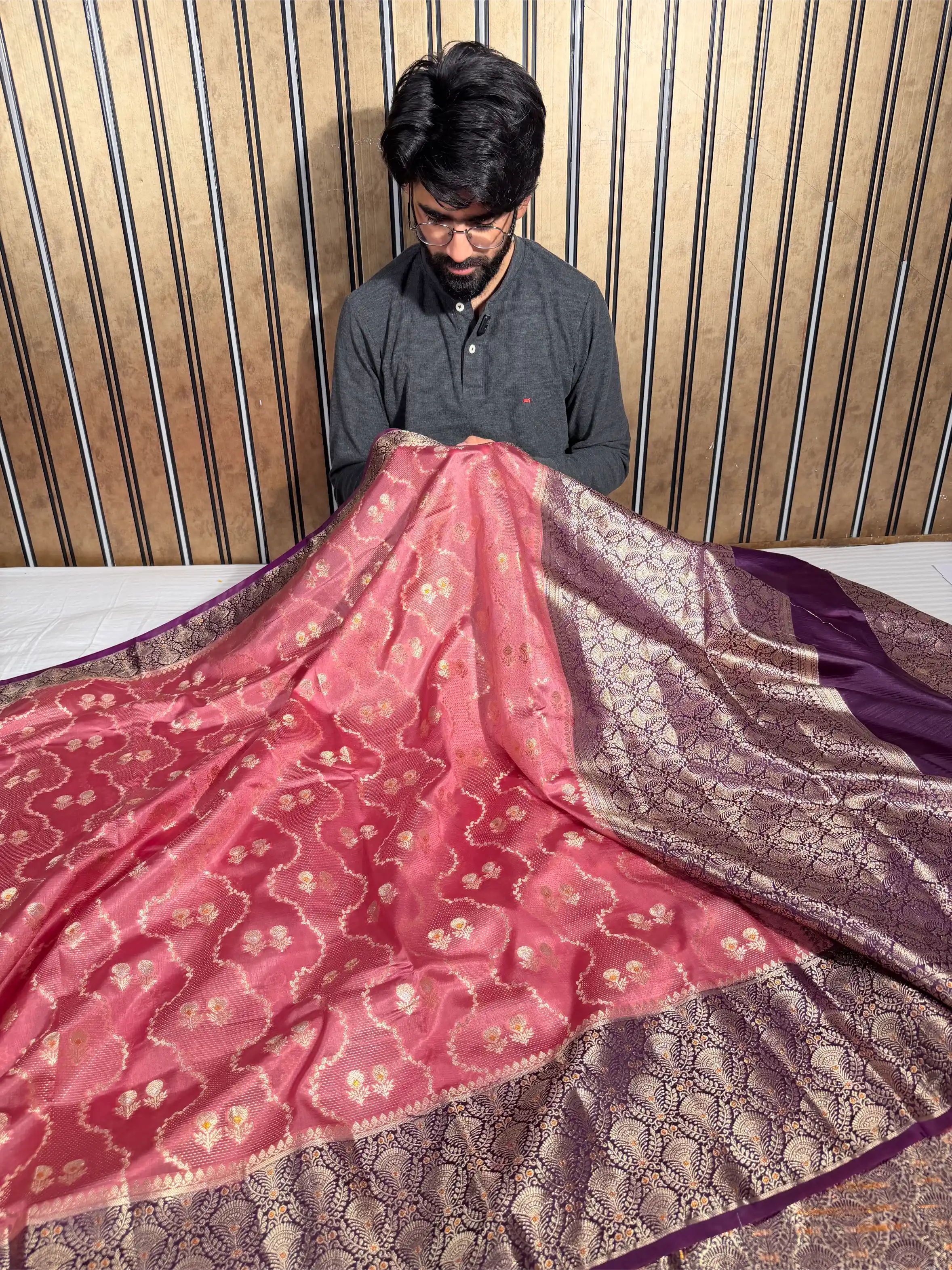 Dark Mauve Eccentric Raw Dupion Silk Banarasi Saree