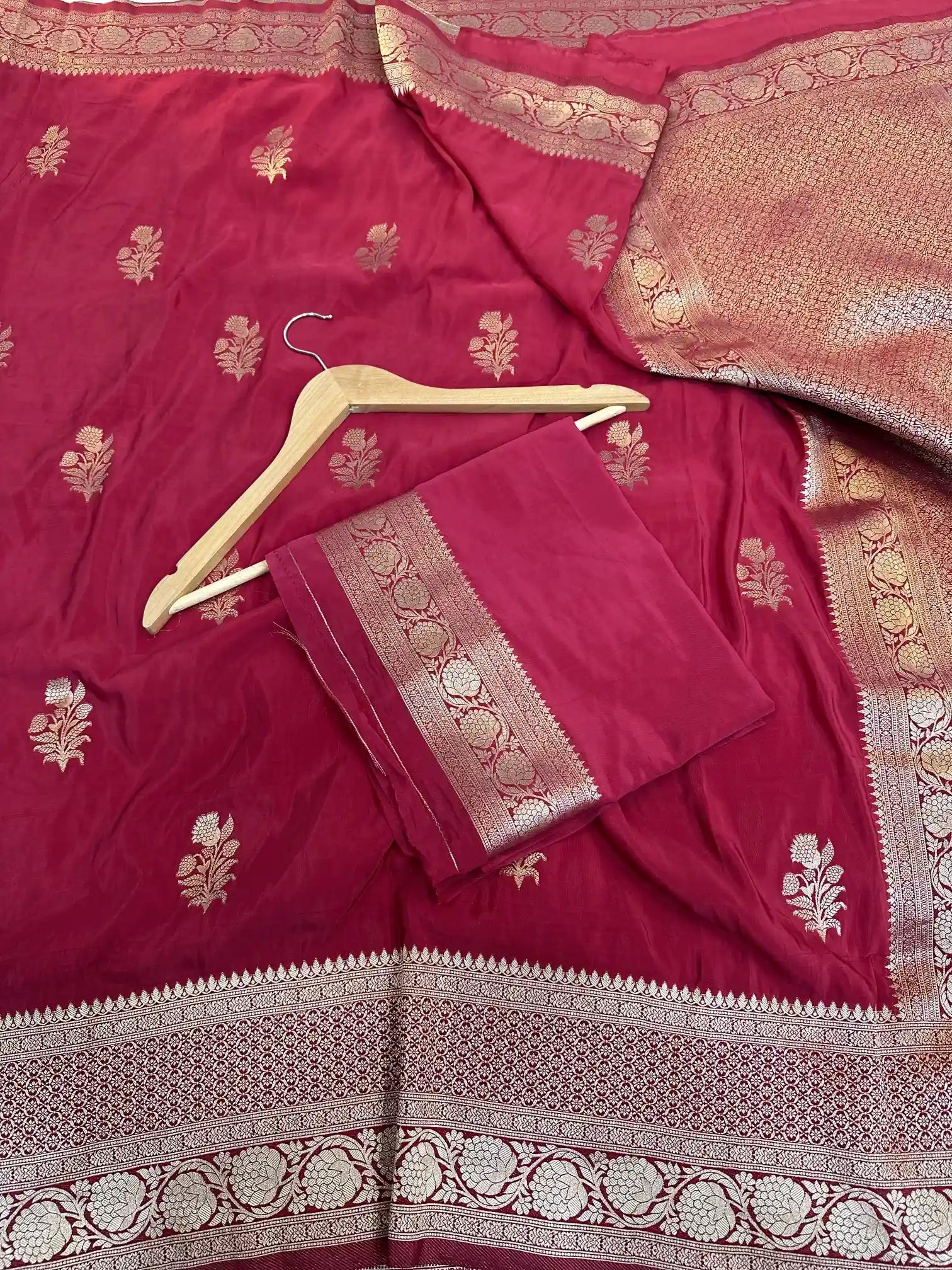 Dark Strawberry Mashru Katan Zari Buta Banarasi Saree
