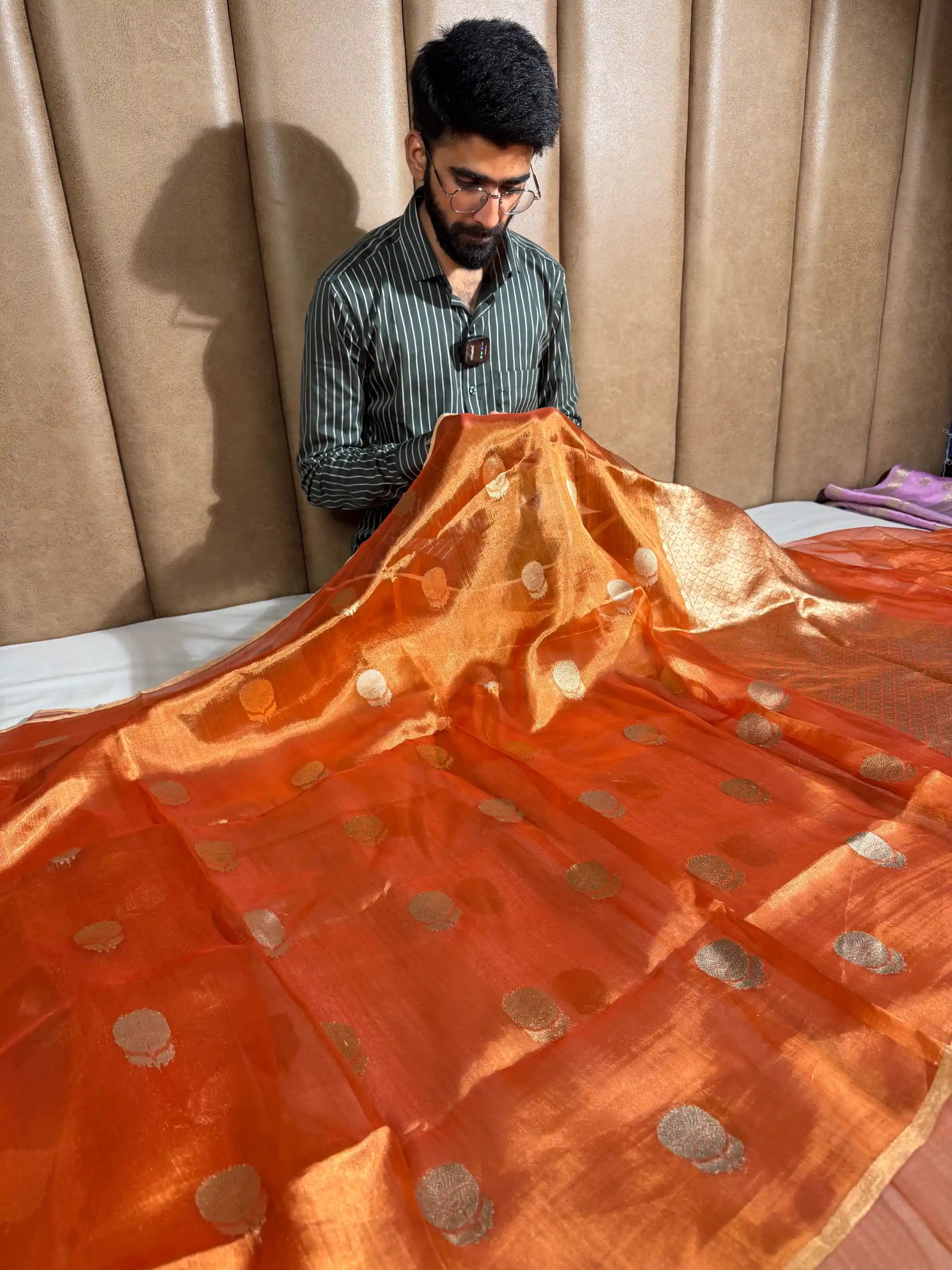 Deep Carrot Orange Handwoven Pure Tissue Silk Banarasi