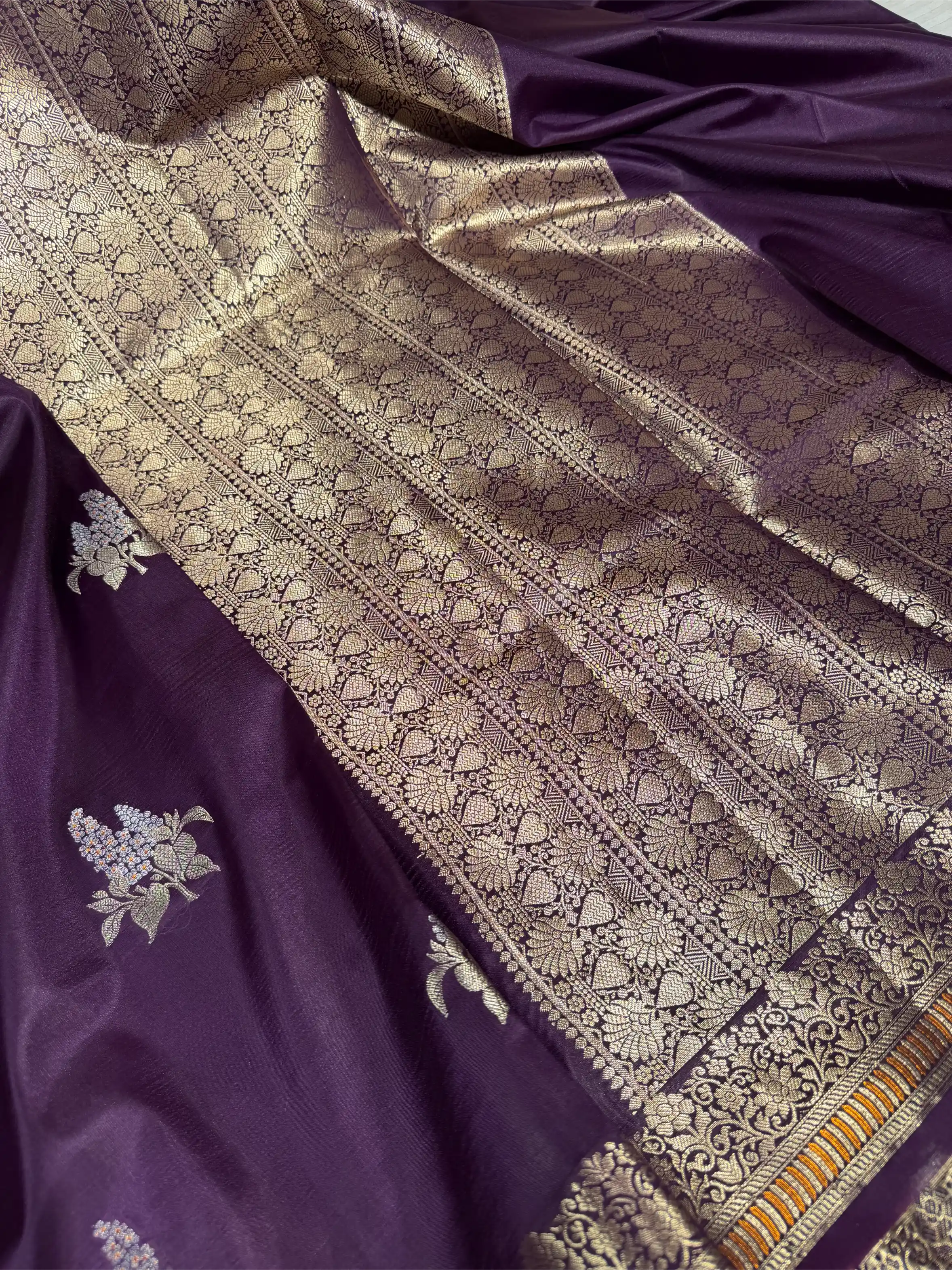 Deep Purple Raw Dupion Silk Traditional Banarasi Saree