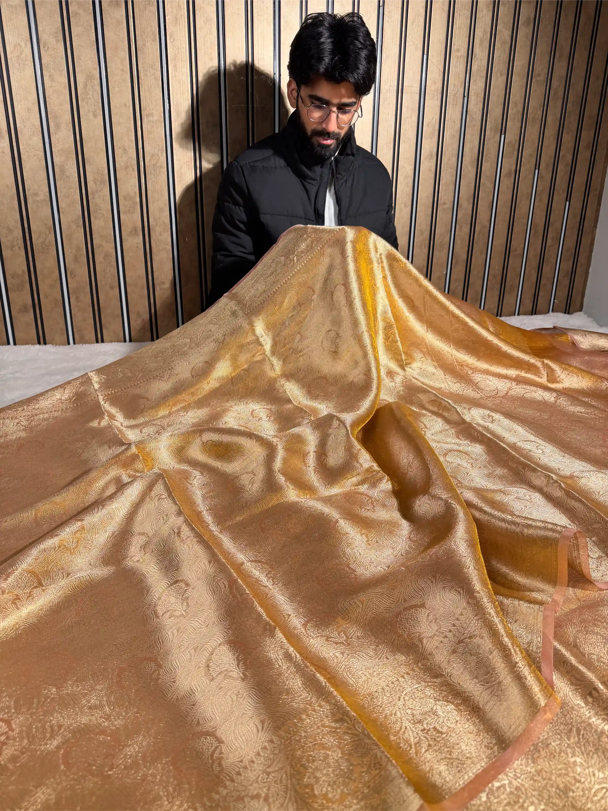 Dual Shaded Brocade Tissue Silk Embossed Banarasi Saree