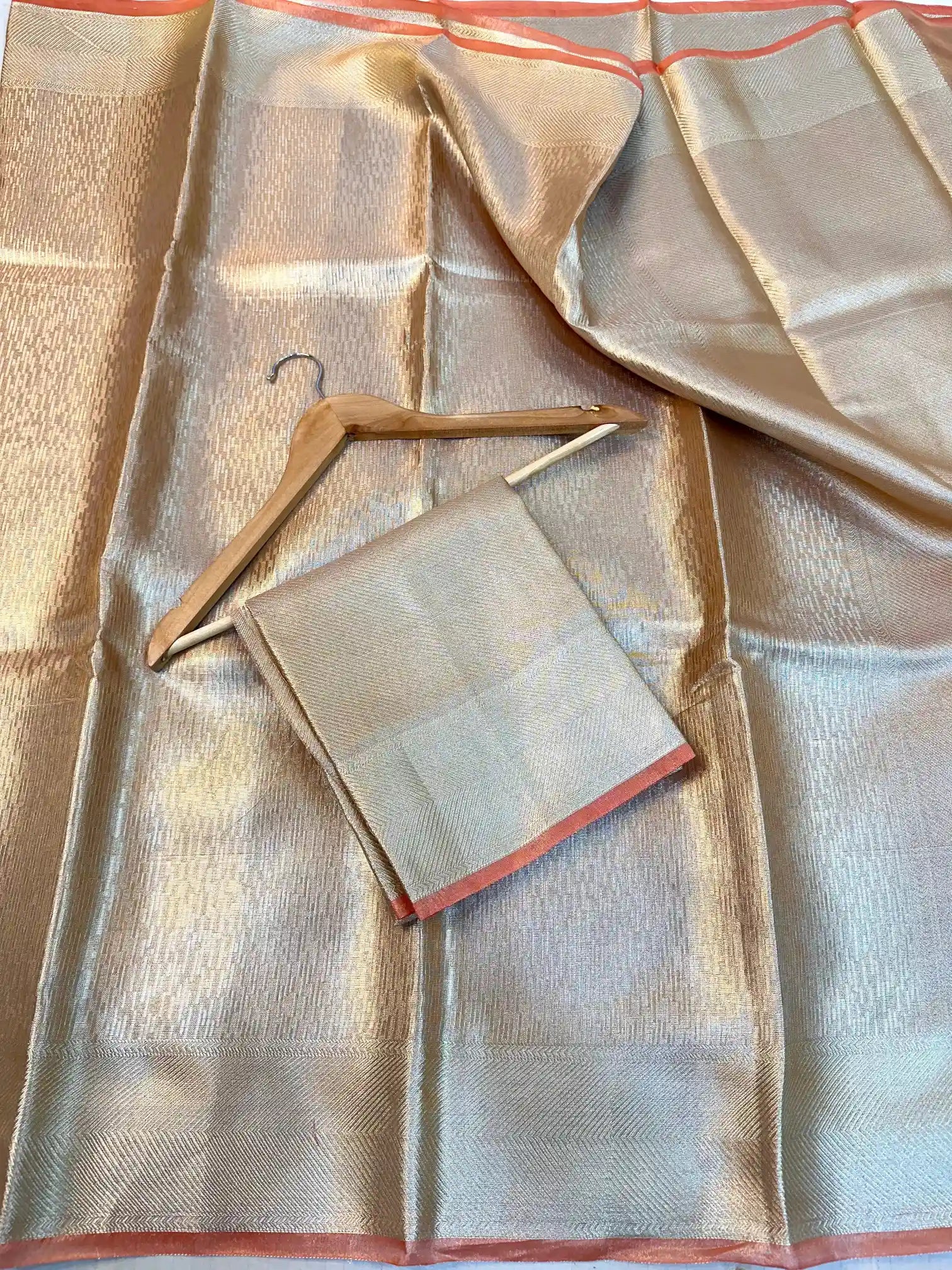 Dual Shaded Glass Tissue Silk Kanjivaram Brocade Saree